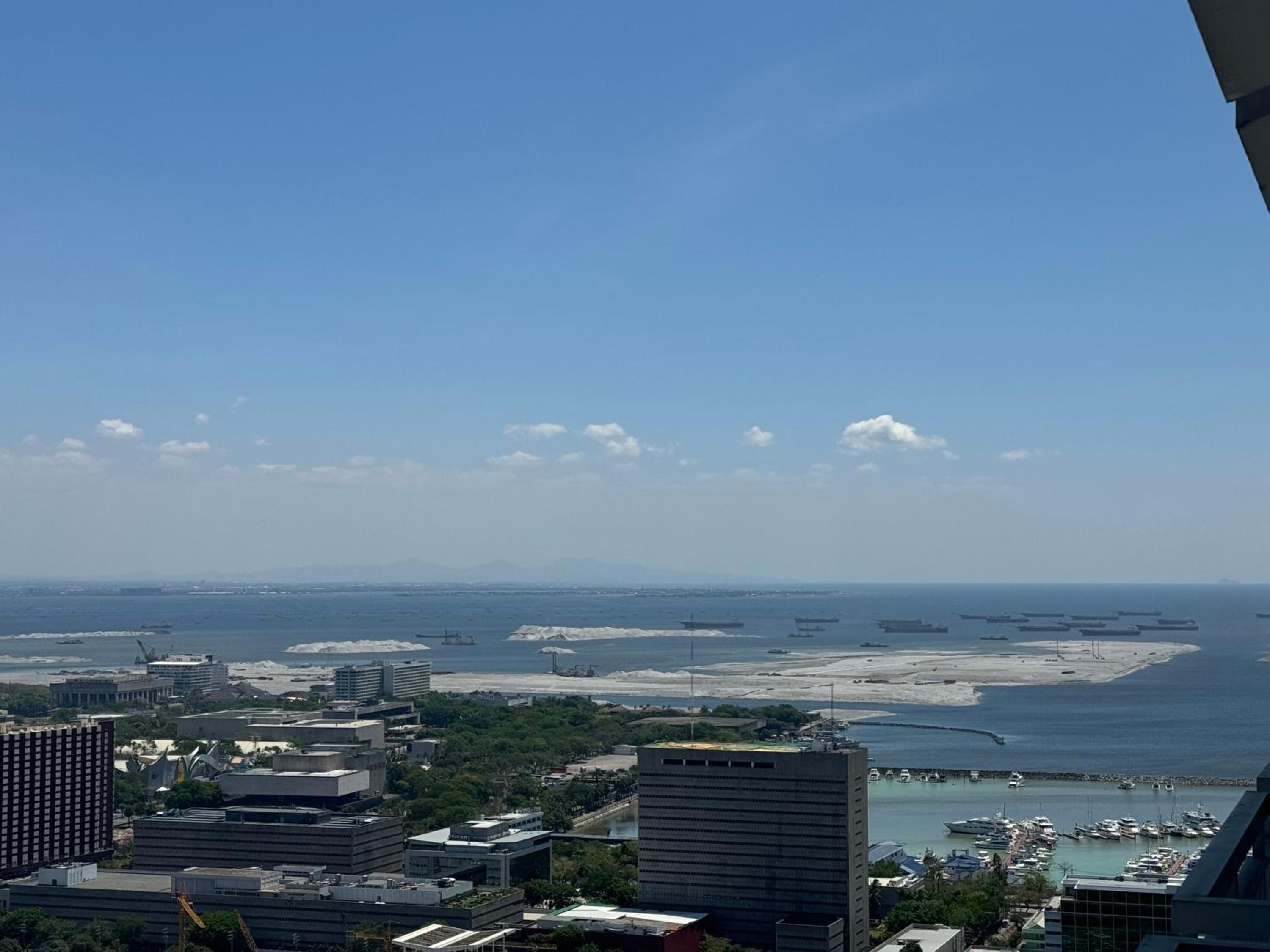 Green Residences Manila by CityStudio view 3