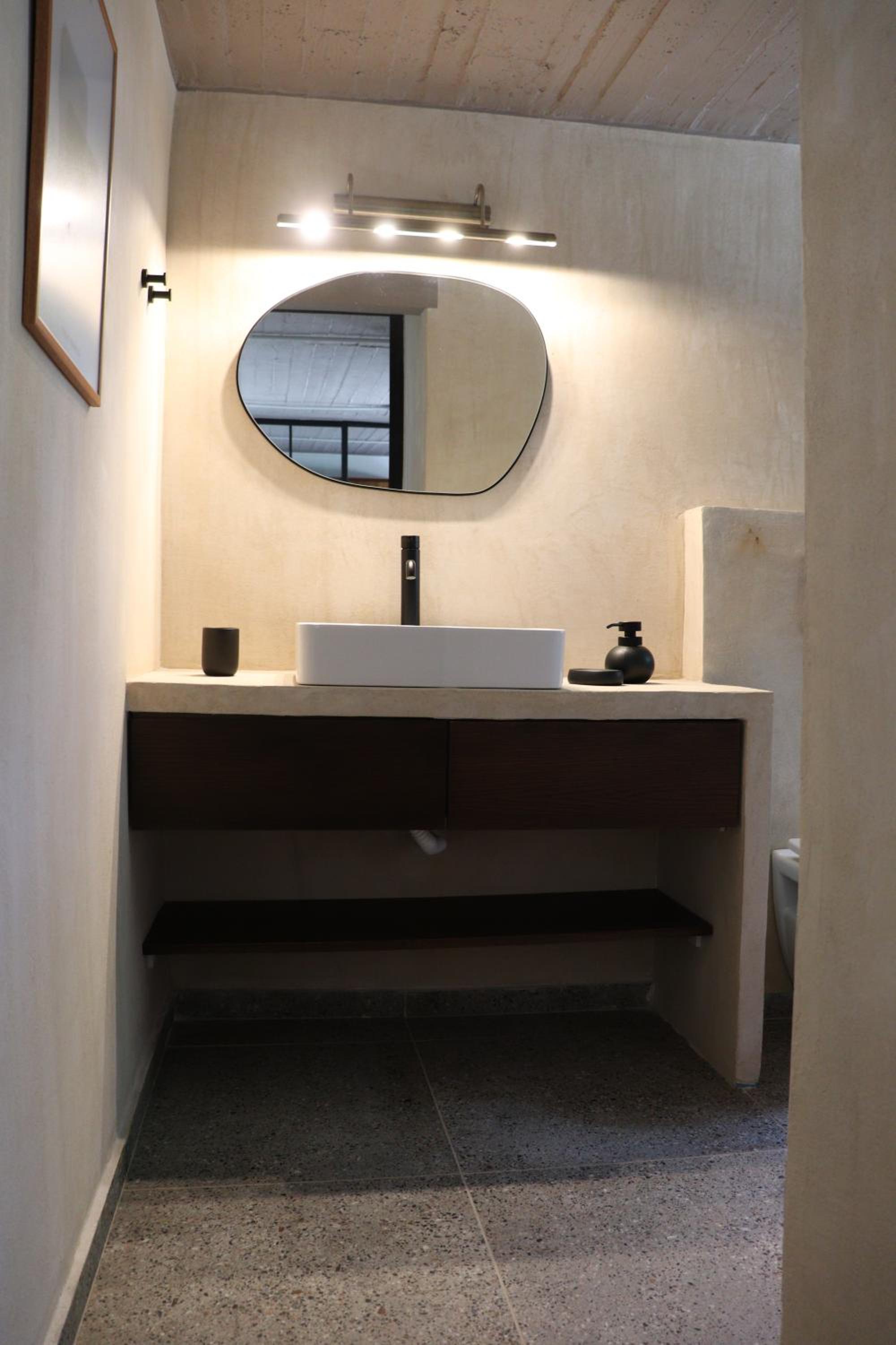 Photo 6