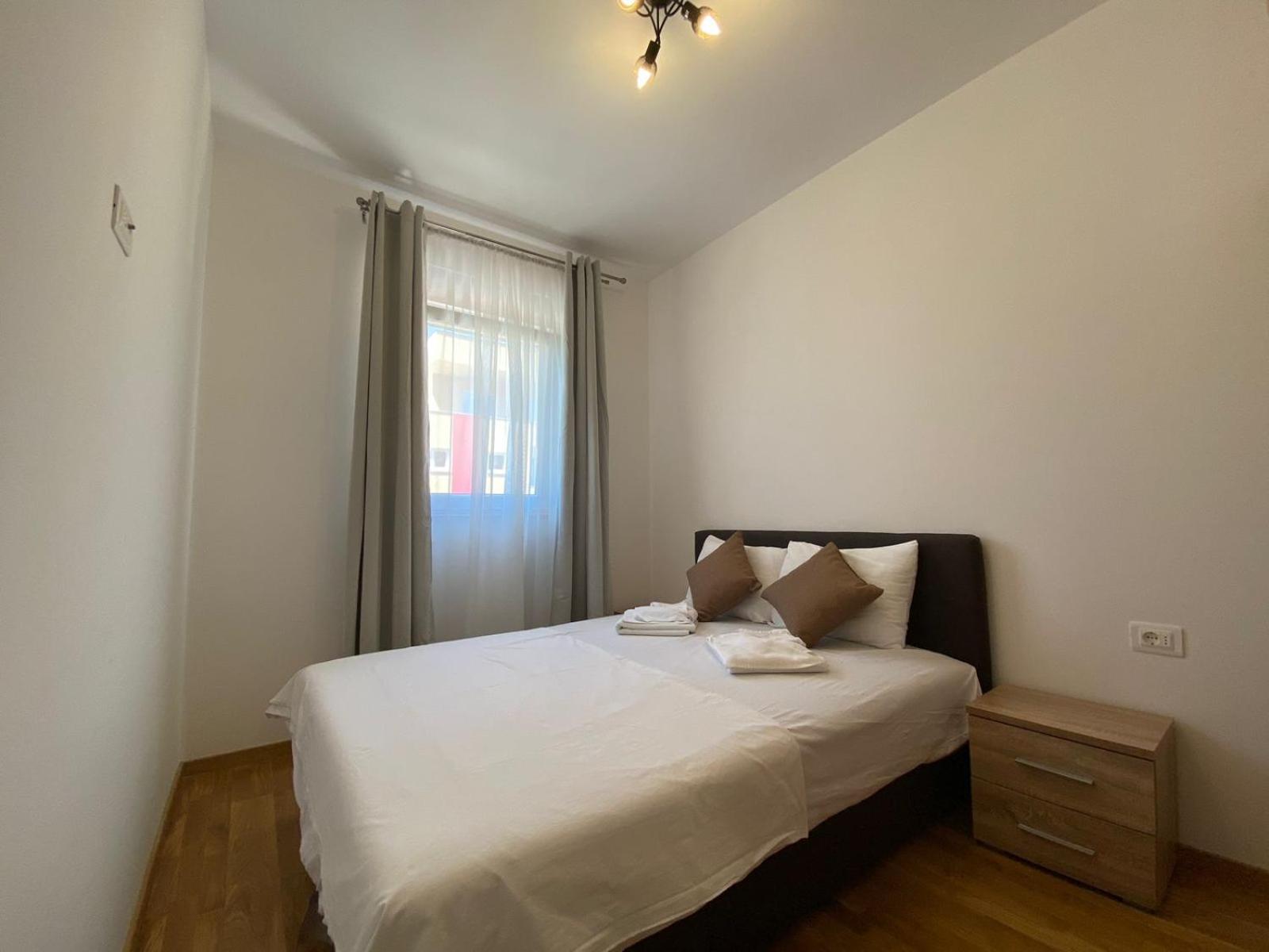 Comfy Nikic Apartments view 4