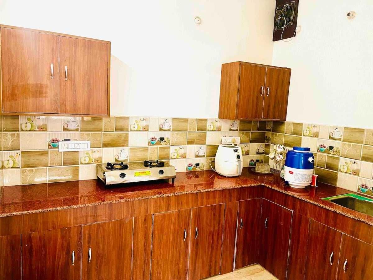pahadi paradise homestay view 2