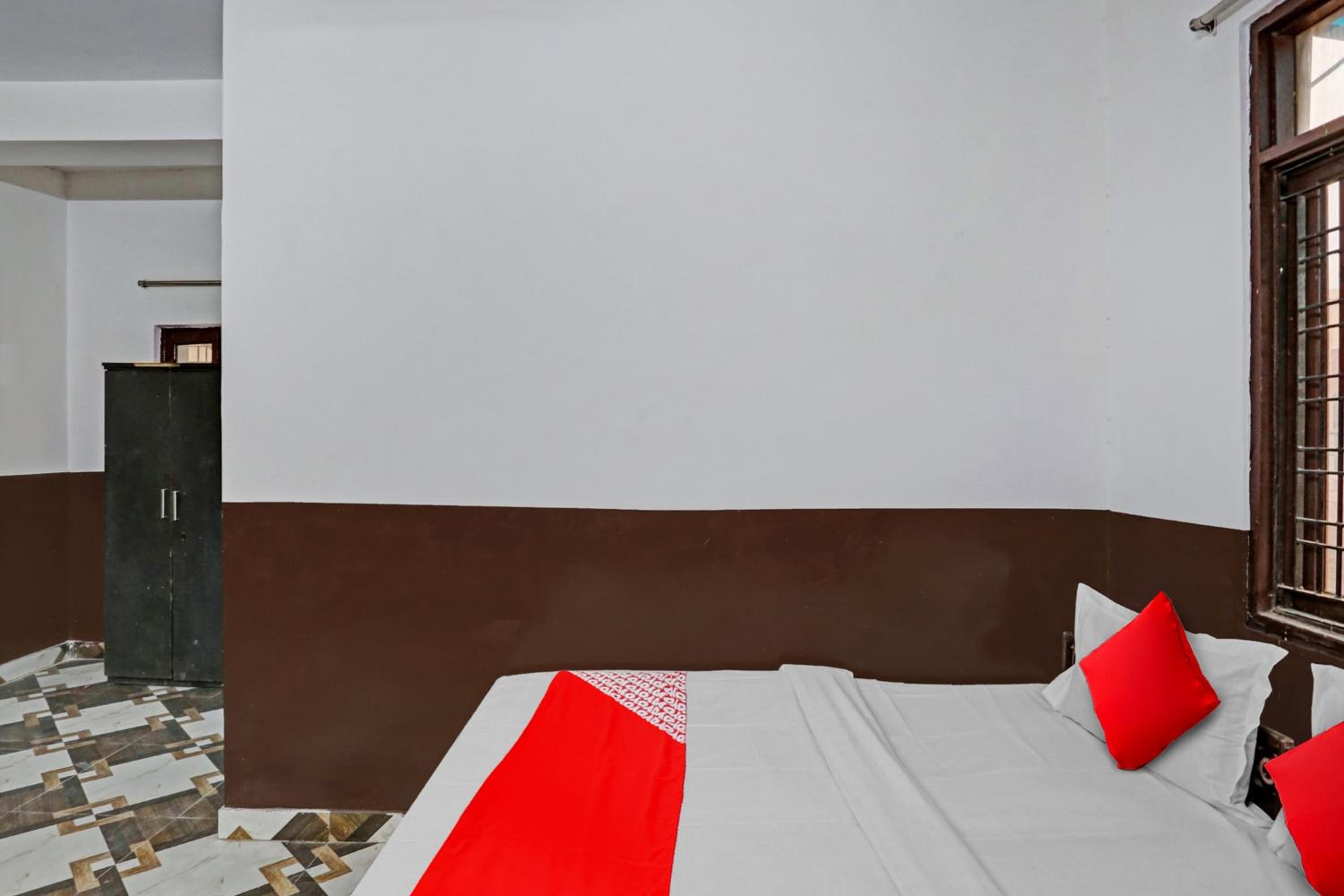 Photo 9