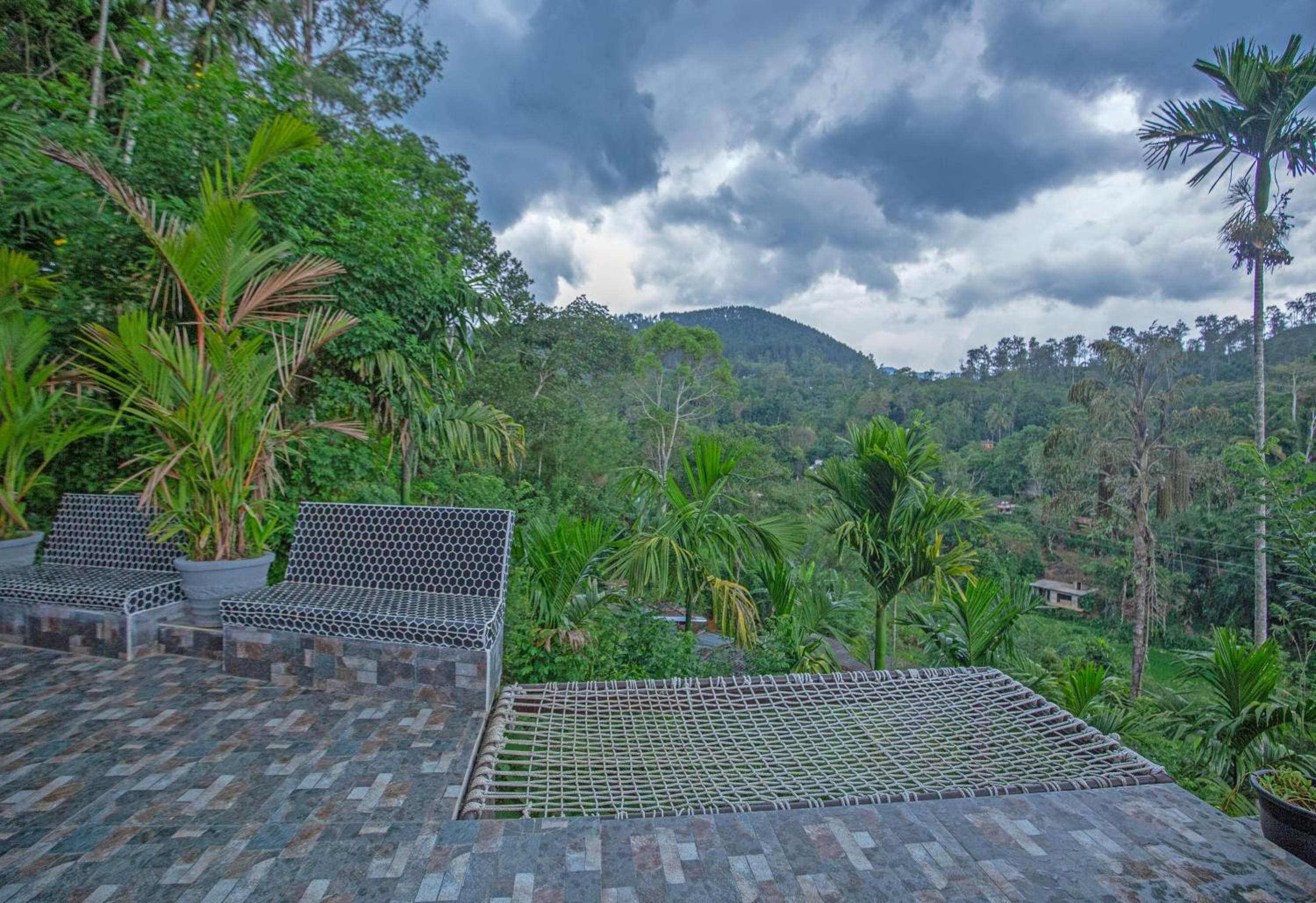 Hotel Tea Cabins - Image 1