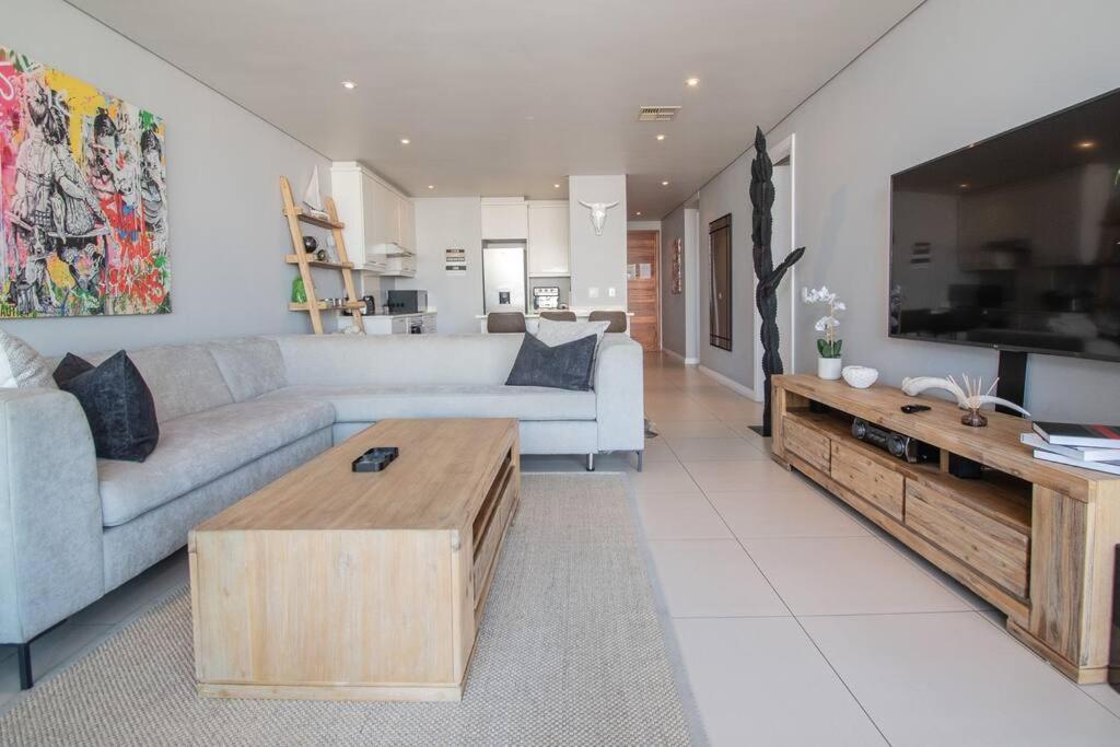 514 Beacon Rock Umhlanga Rocks view 4