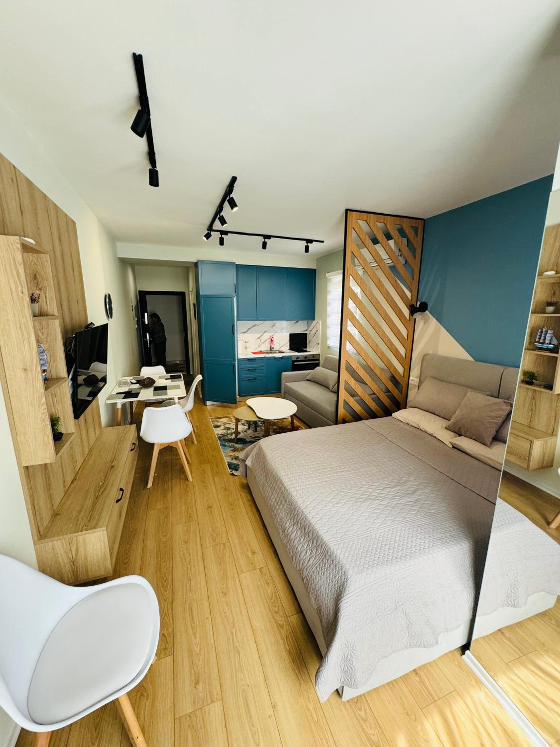 Blue Luxury Apartment