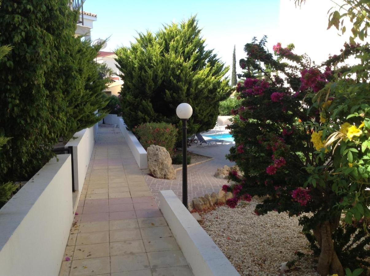 Danaos complex