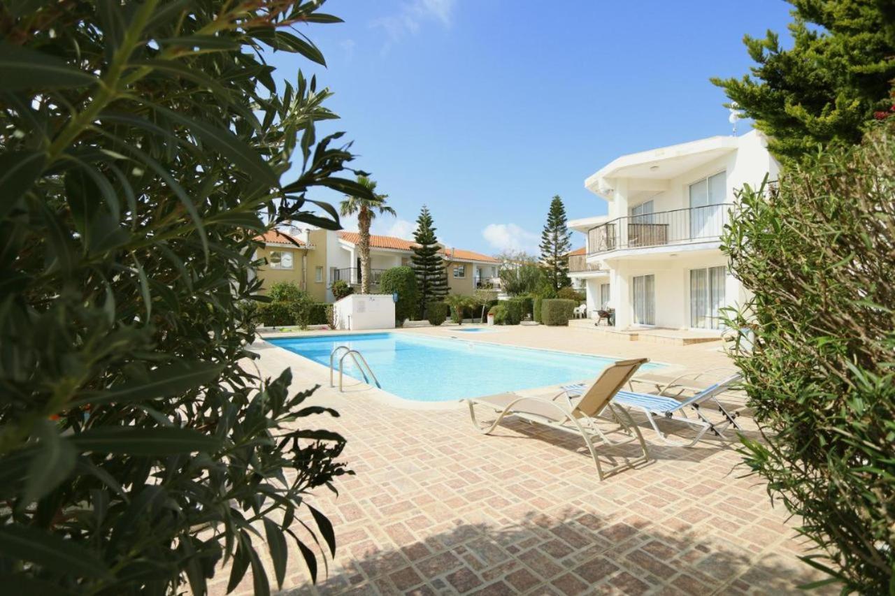 Danaos complex
