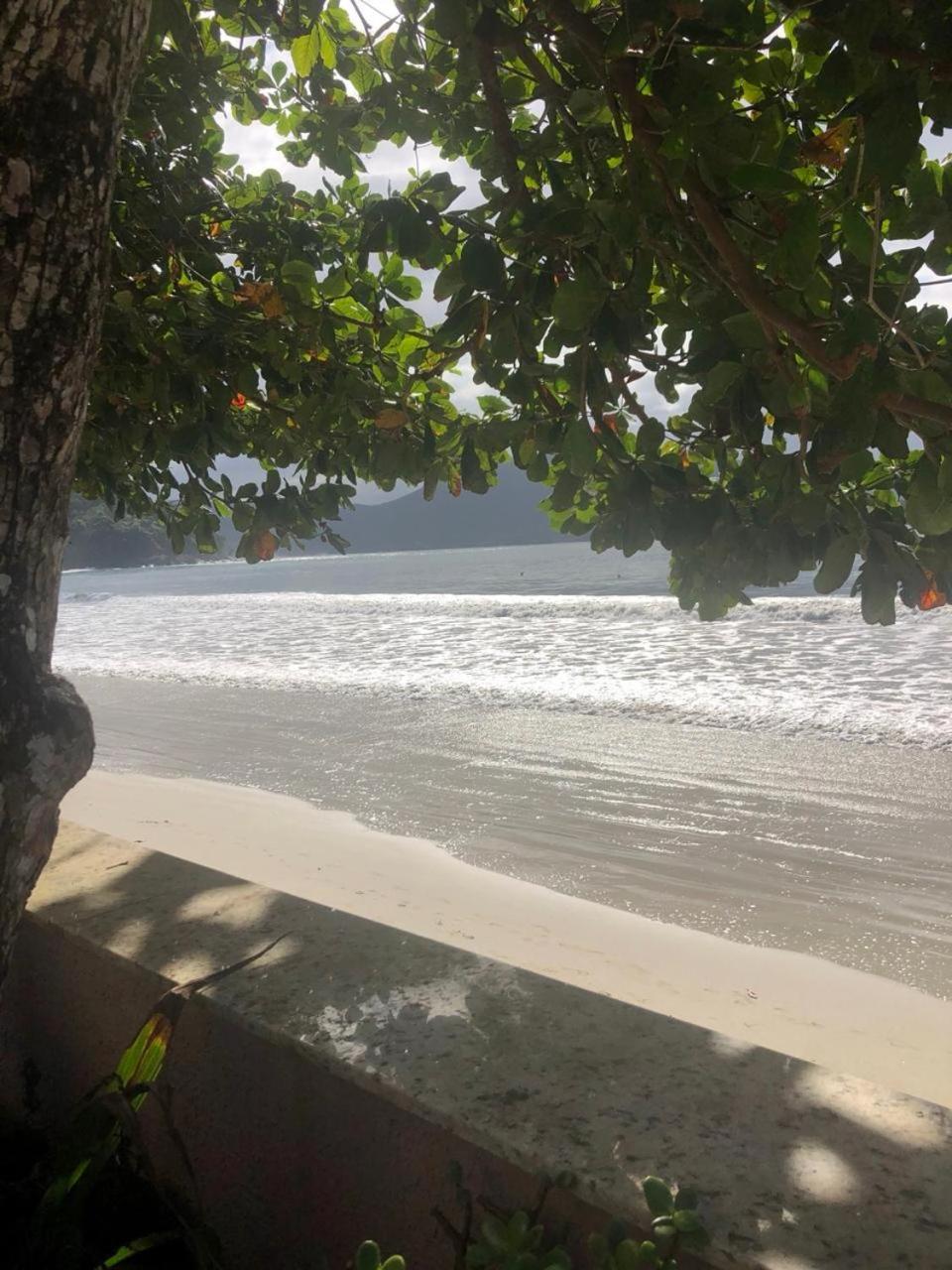 Linda Casa, pé na areia na praia da Fortaleza Ubatuba
