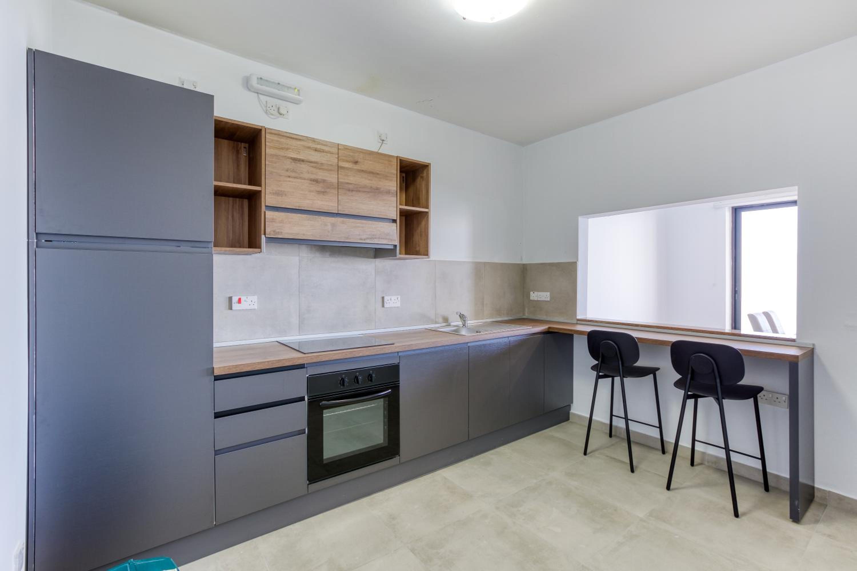 Beautiful 3BR Seafront Apt with Balcony in Sliema by 360 Estates