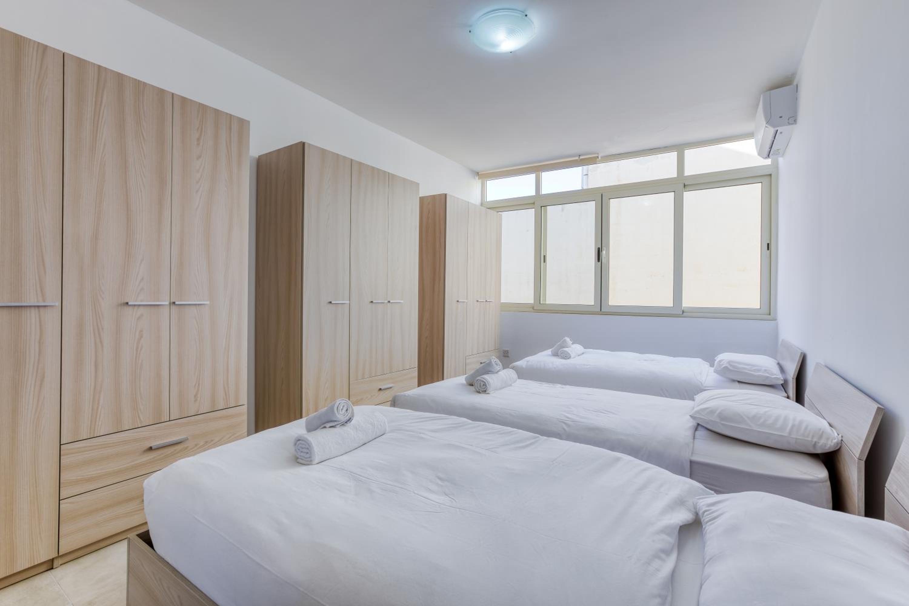 Beautiful 3BR Seafront Apt with Balcony in Sliema by 360 Estates