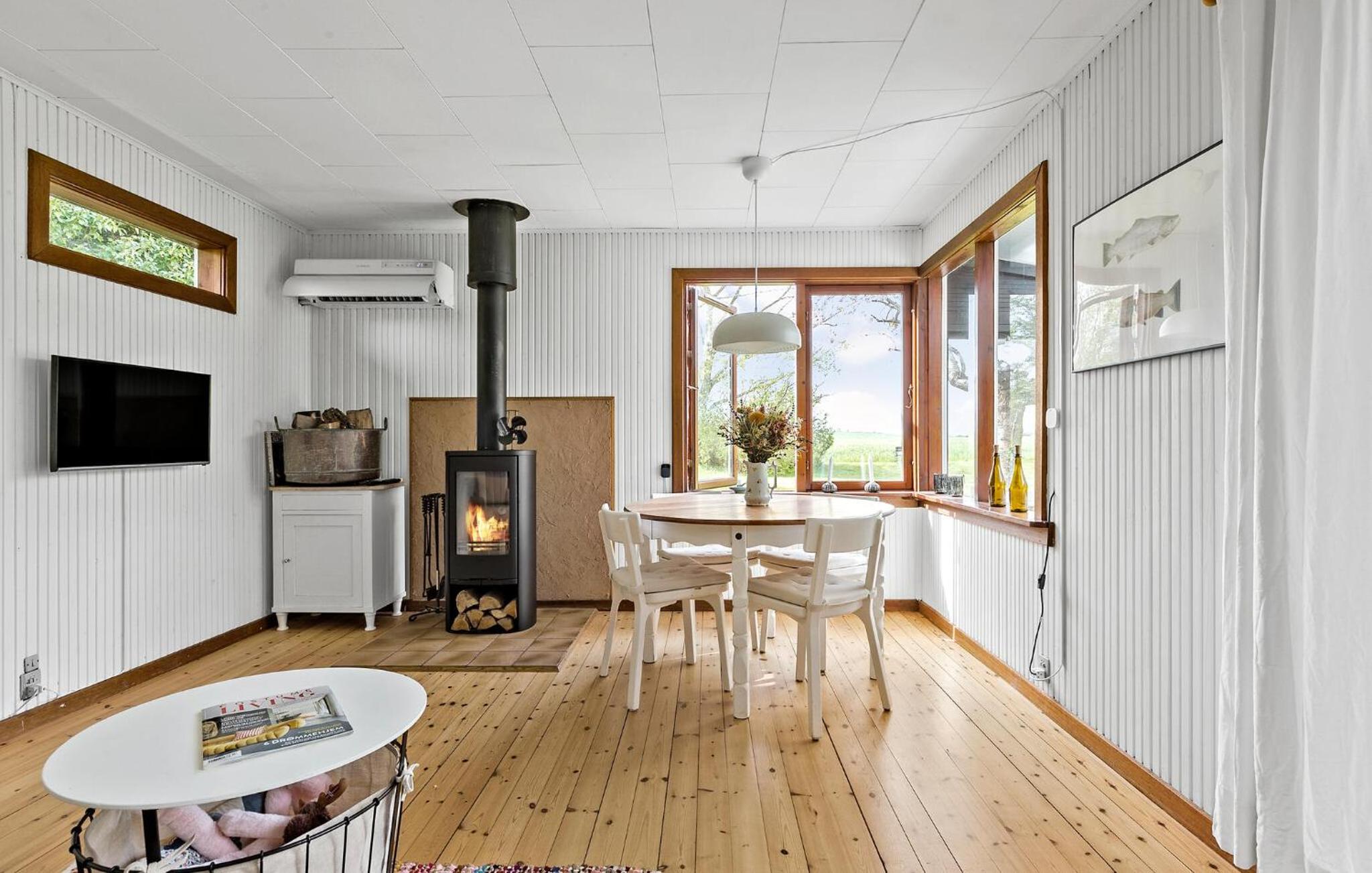 Lovely Home In Jægerspris With Kitchen