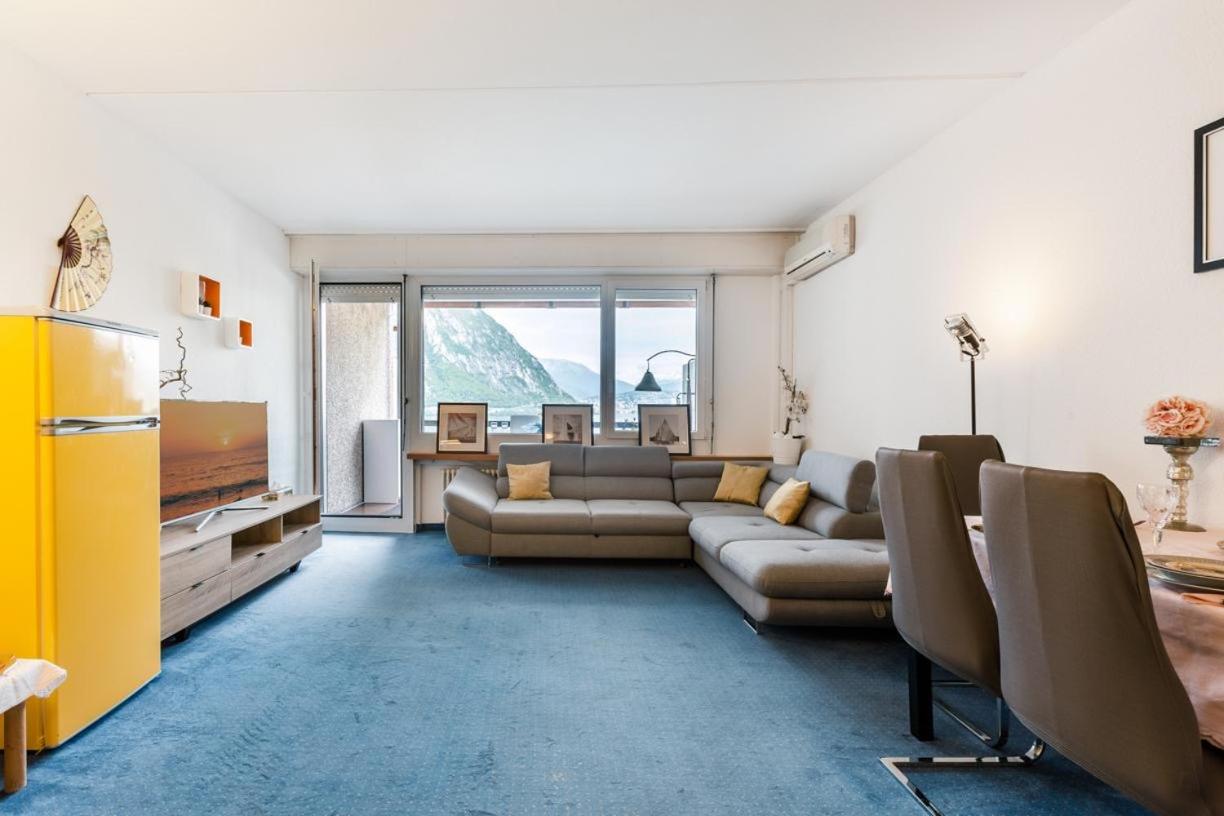 LAKE APARTMENT 5