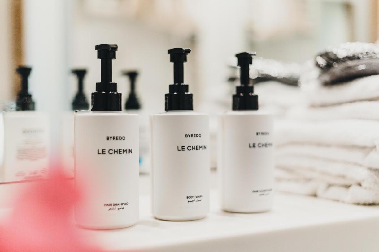 LAKE APARTMENT 5