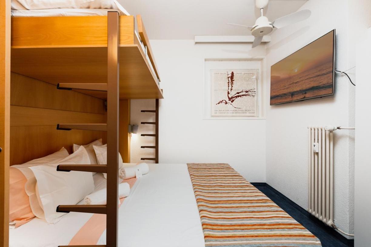 LAKE APARTMENT 5