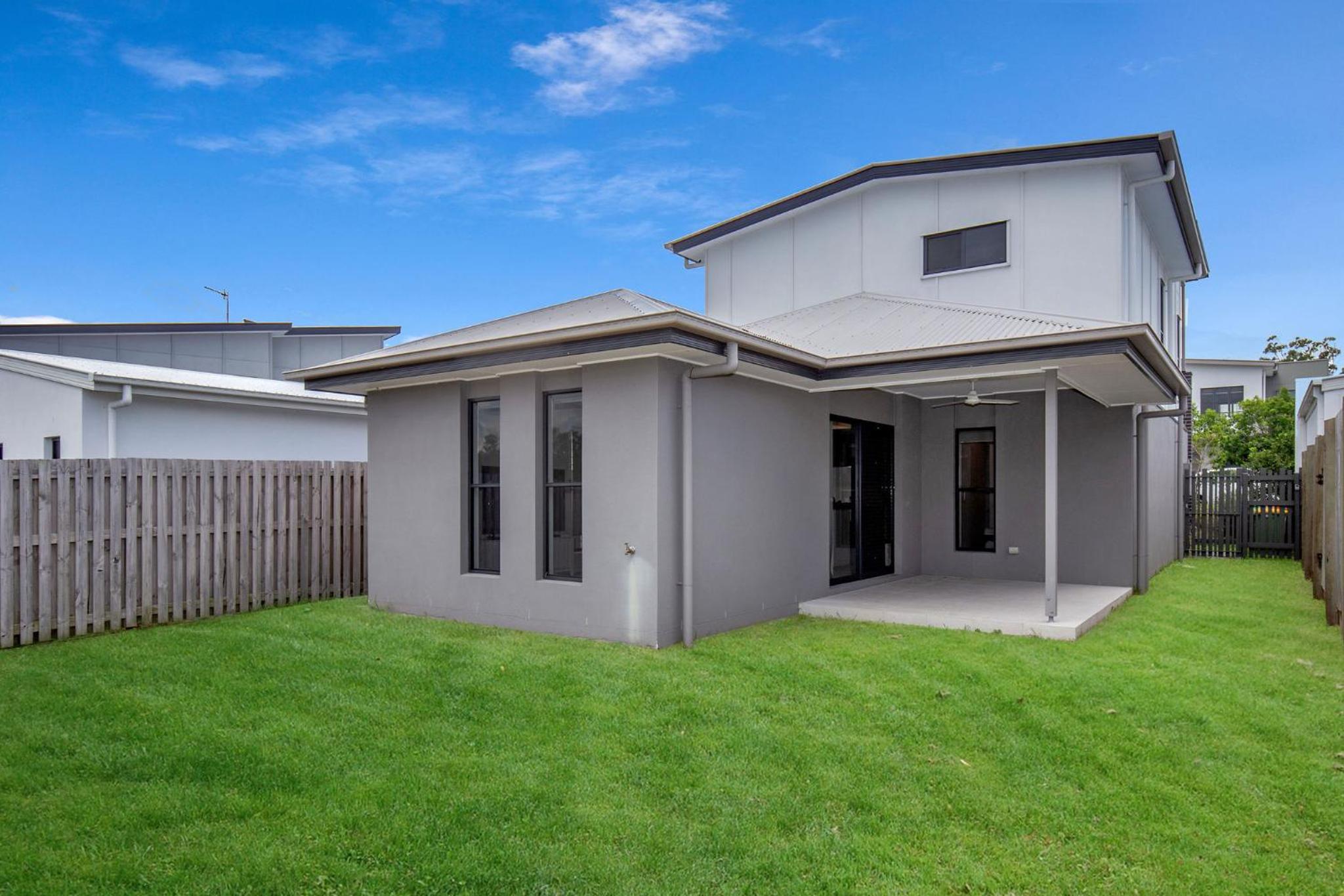 KozyGuru Coomera Kozy 4 Bed Free Parking