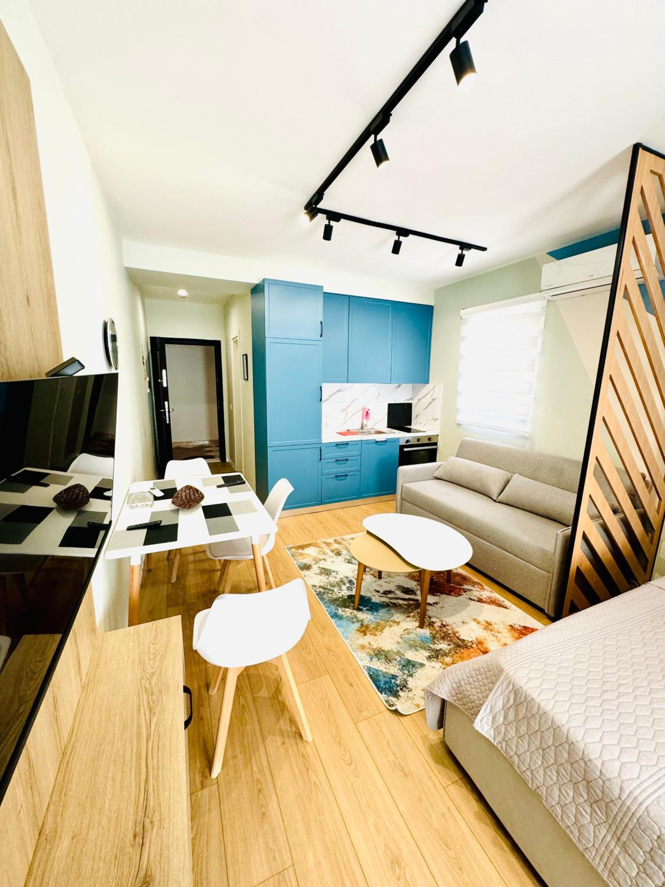 Blue Luxury Apartment