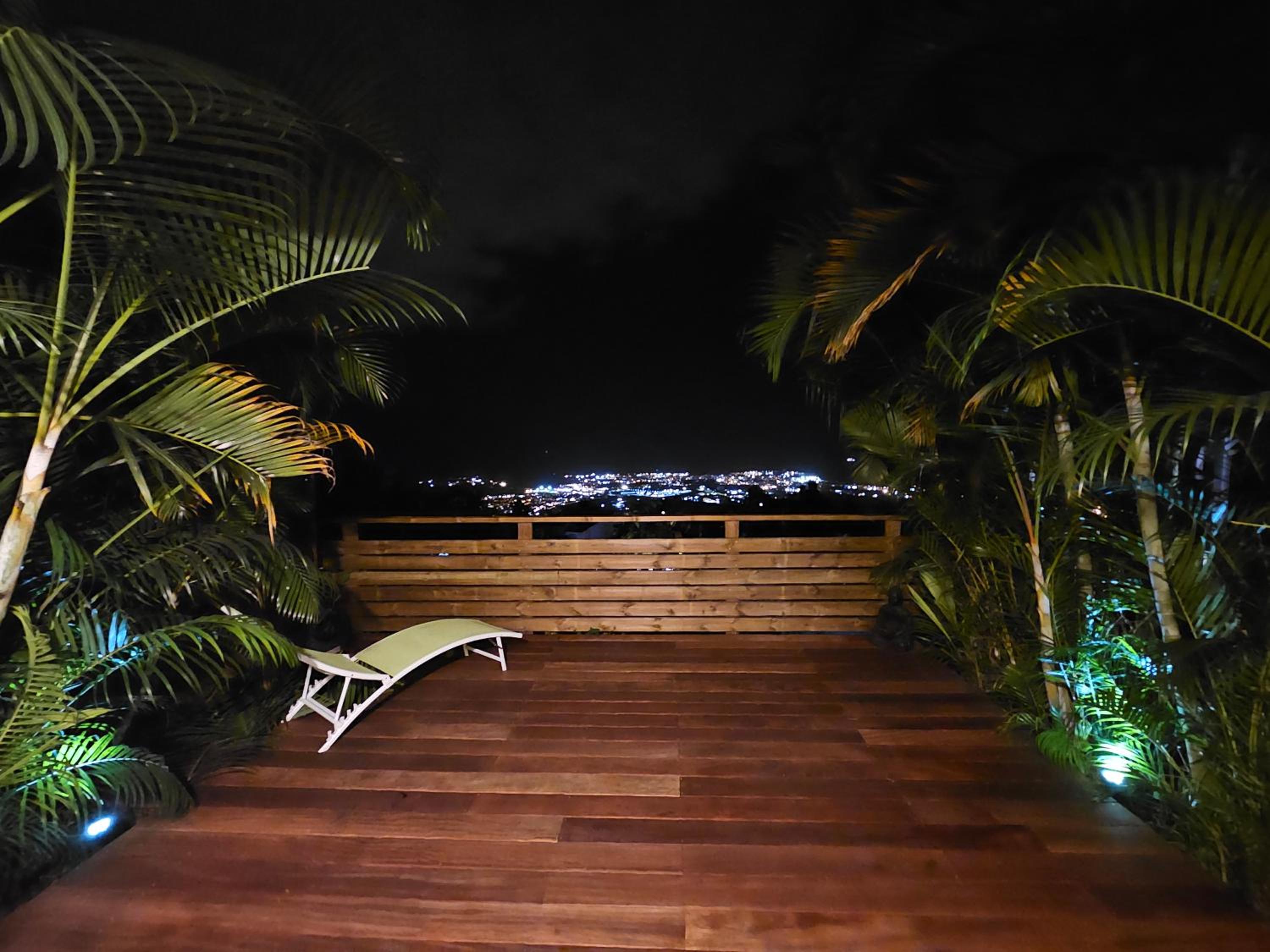 SEAVIEW APPT view 2