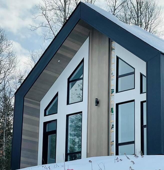 Le Jarret Noir! Chalet NEUF en nature SPA/Vue Lac