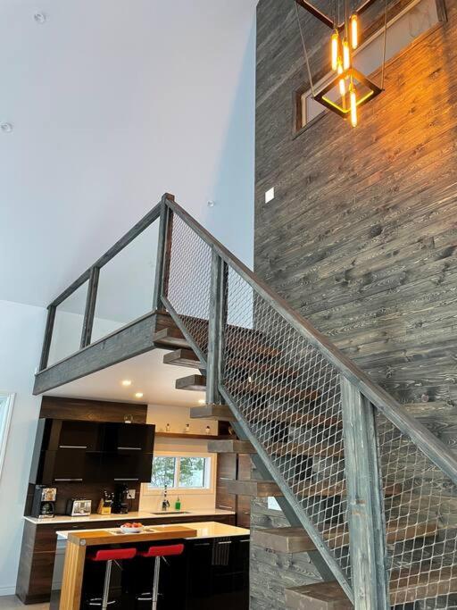 Le Jarret Noir! Chalet NEUF en nature SPA/Vue Lac