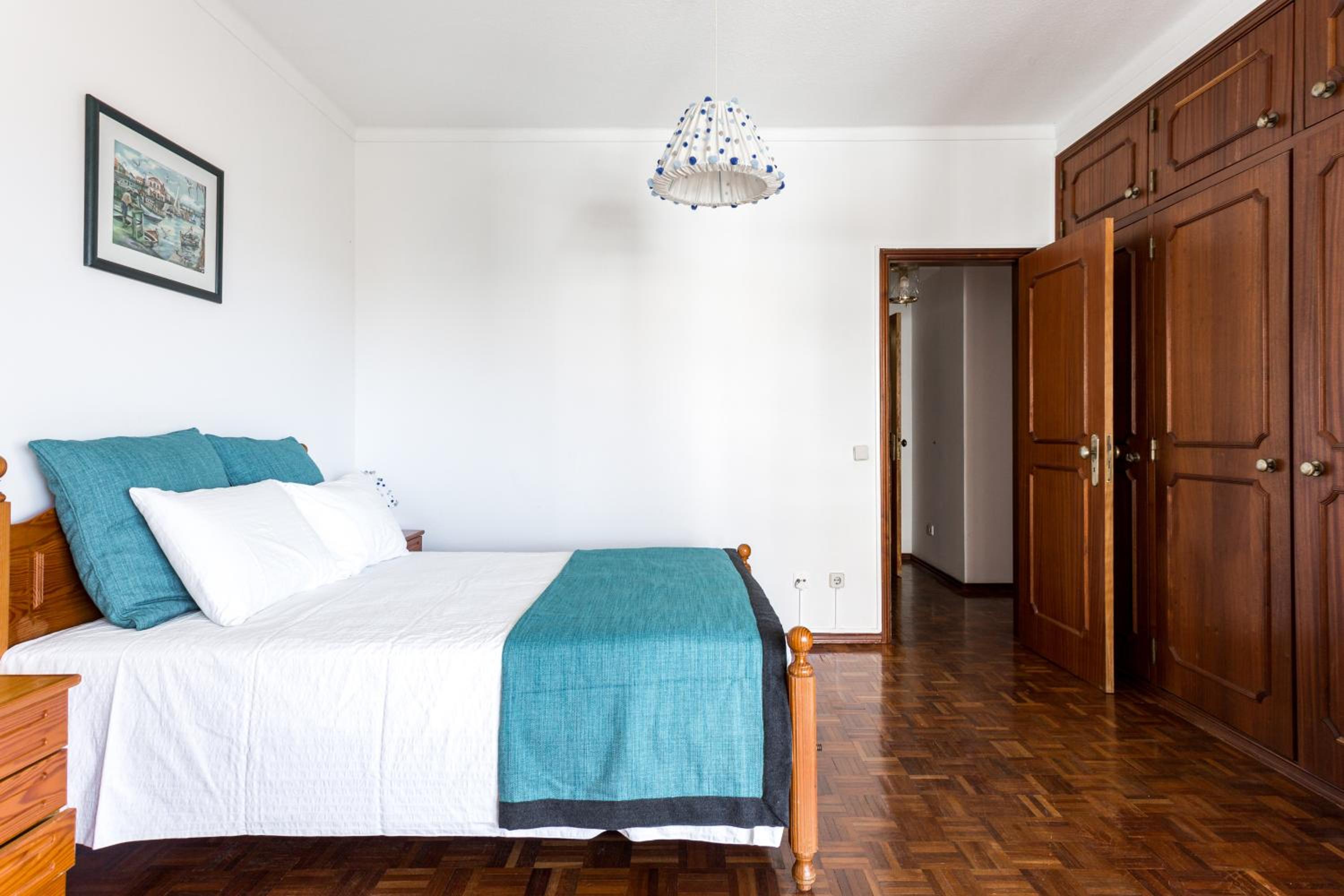 Family Apartment Near Praia da Rocha view 3