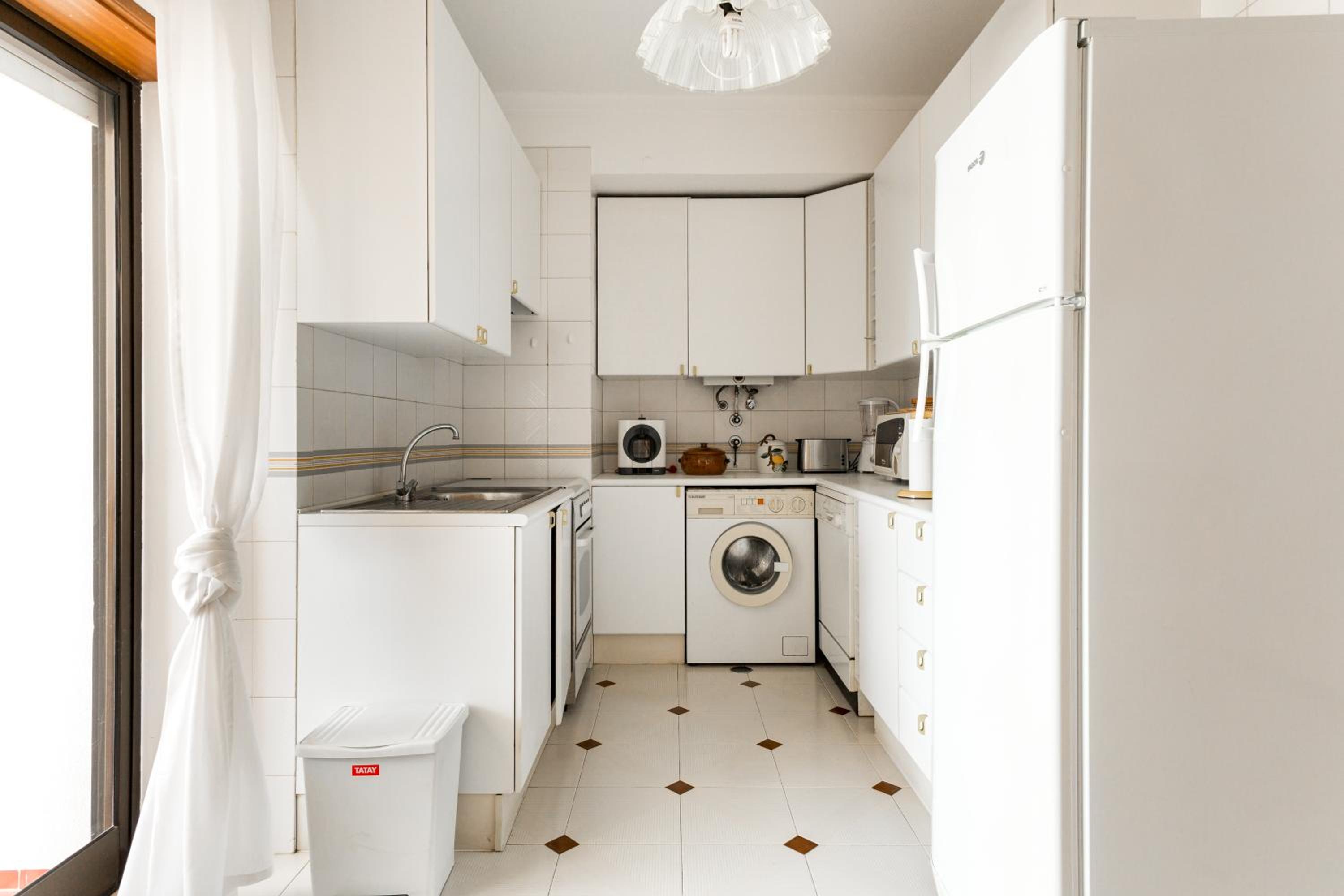 Family Apartment Near Praia da Rocha view 4