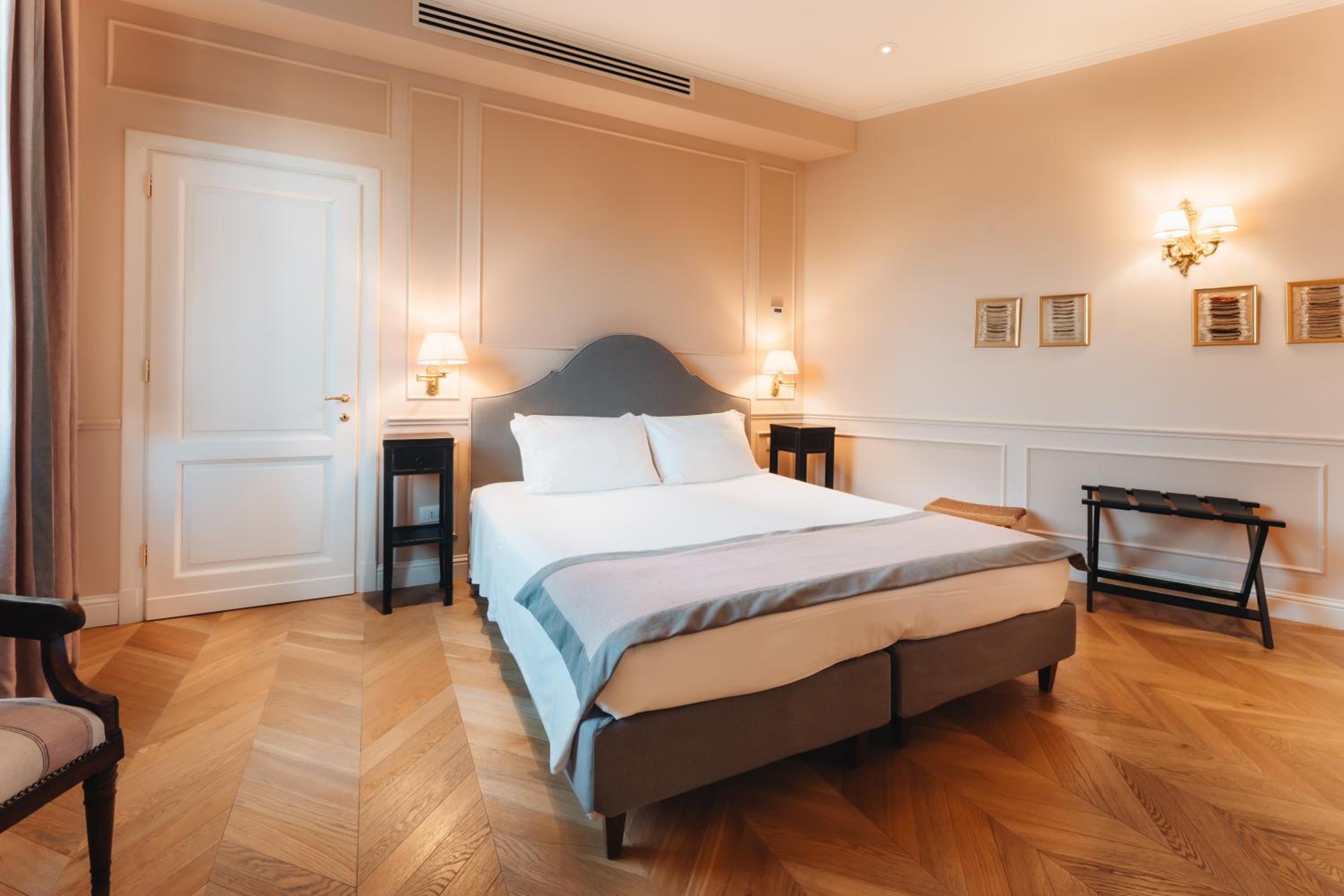 La Croce d'Oro Santa Croce Suite Apartments