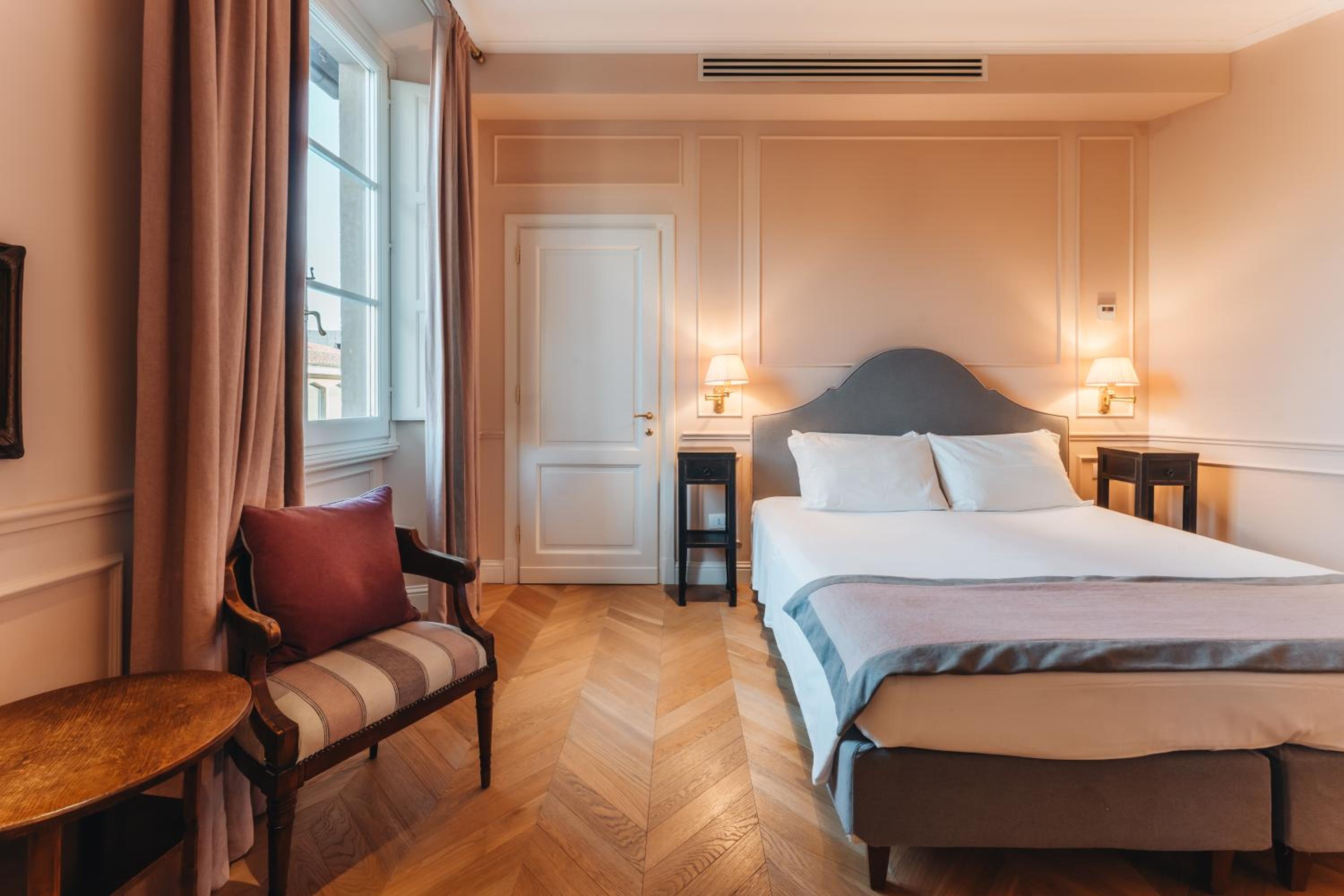 La Croce d'Oro Santa Croce Suite Apartments