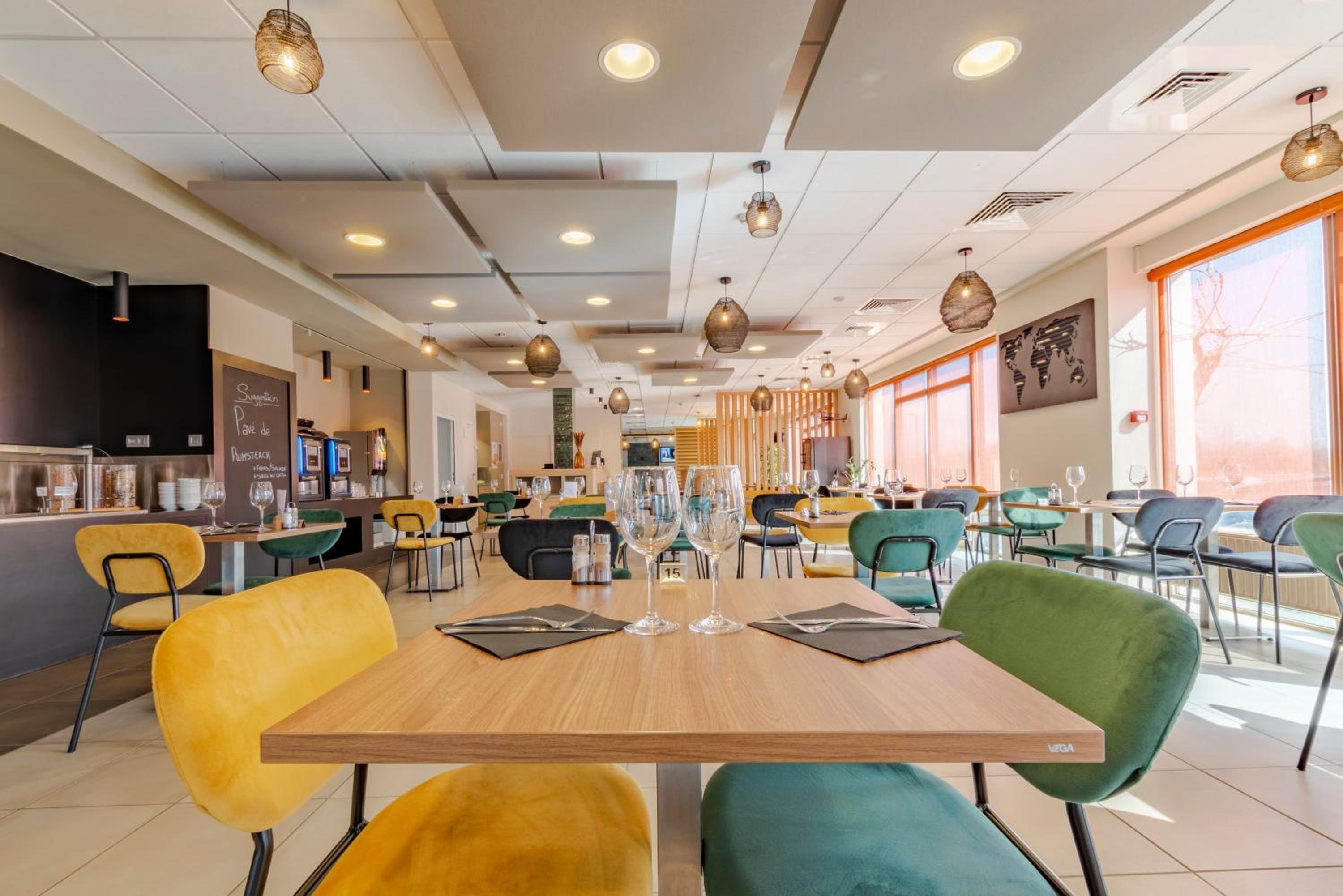 Luxembourg Vacations - Mandarina Hotel Luxembourg Airport - Property Image 5