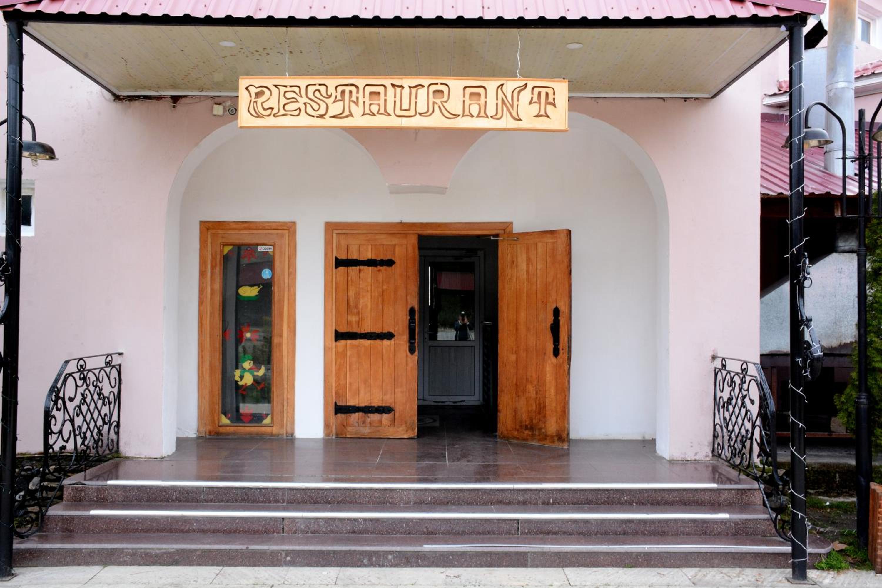 Gabala Semerana Riverside Hotel