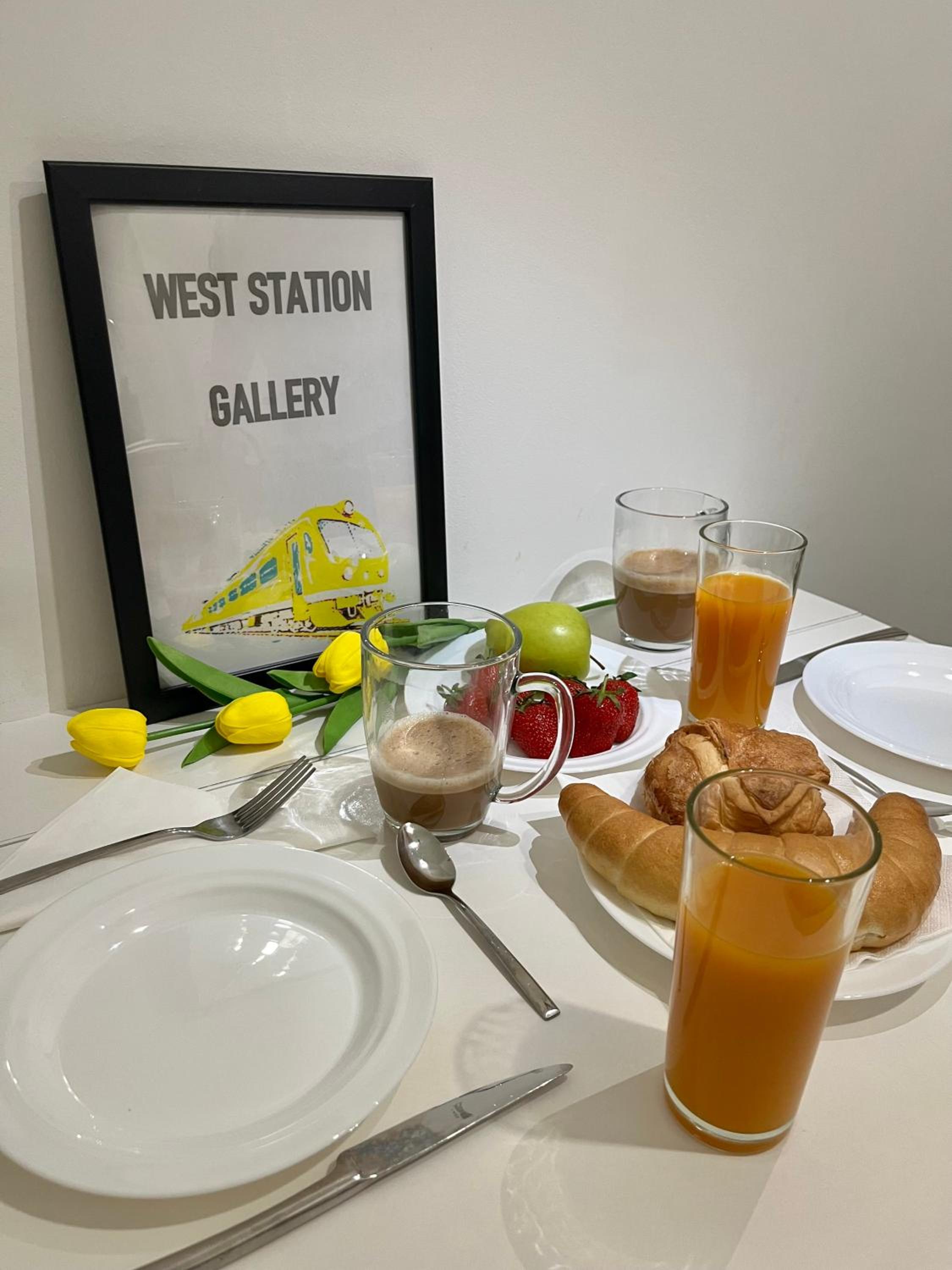 West Station Gallery