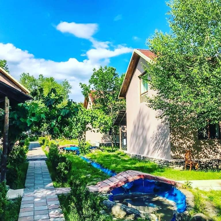 Gabala Semerana Riverside Hotel