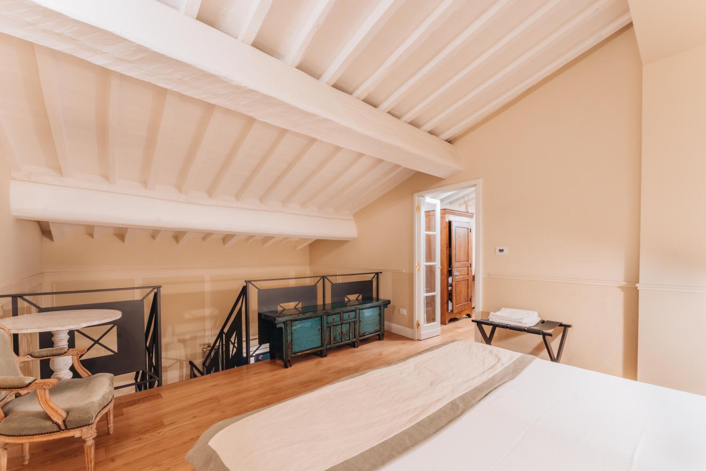 La Croce d'Oro Santa Croce Suite Apartments