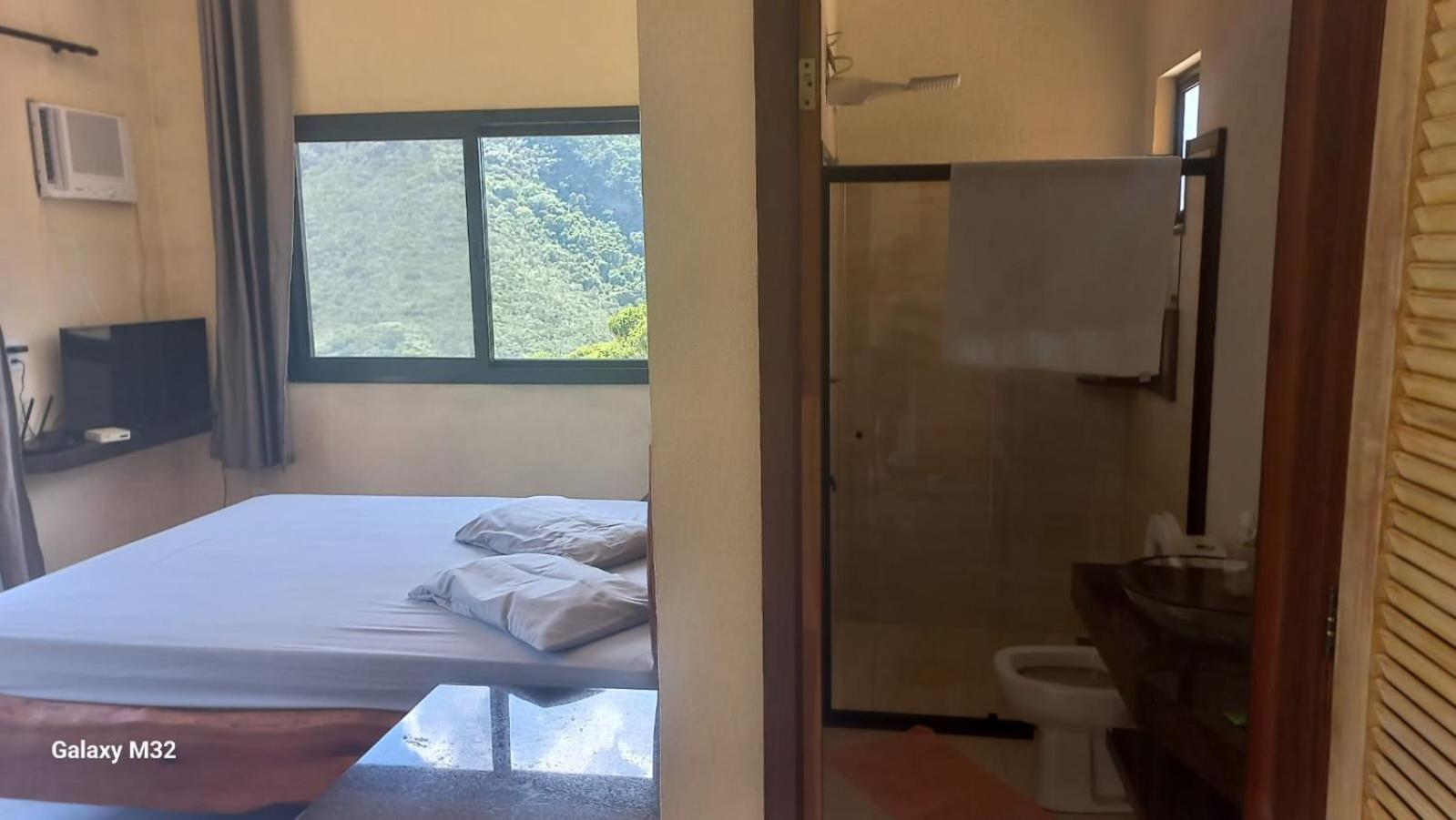 Chalé vista da gruta