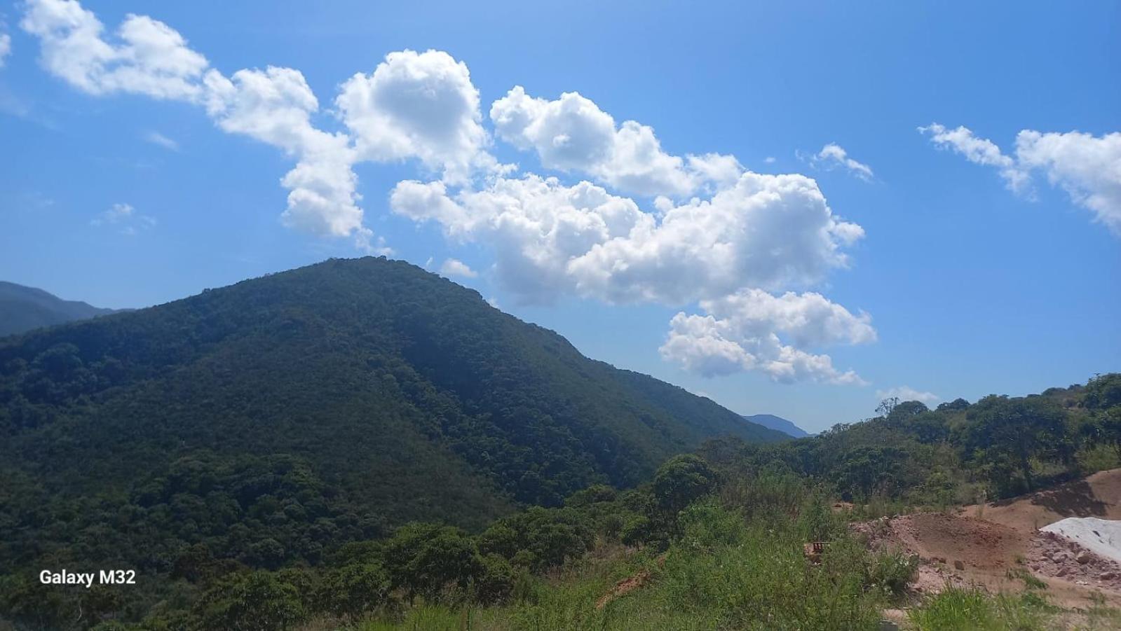 Chalé vista da gruta