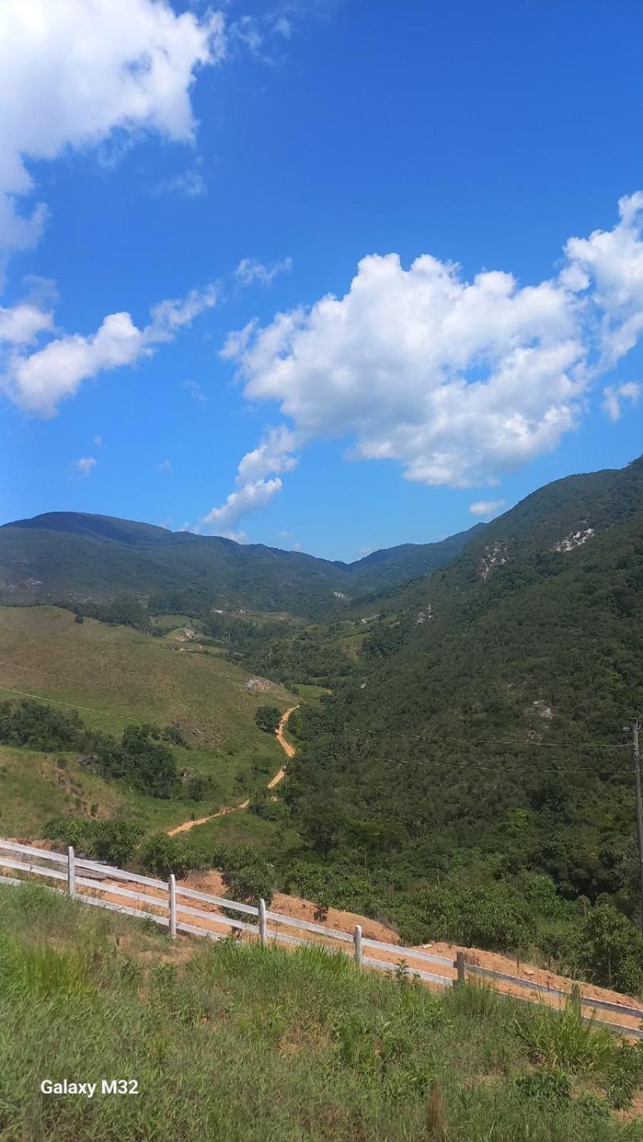 Chalé vista da gruta