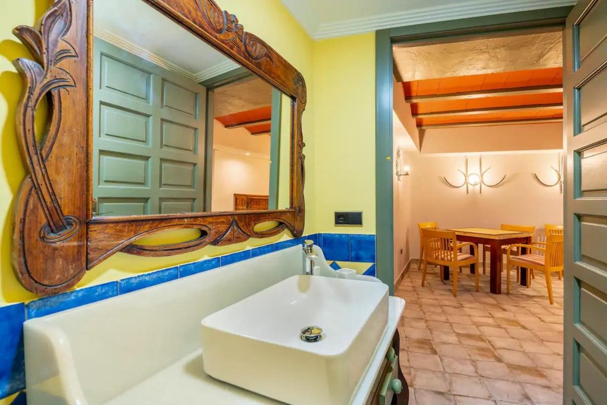 Casa Sierraverde Fuenteheridos by MSHOLIDAYS