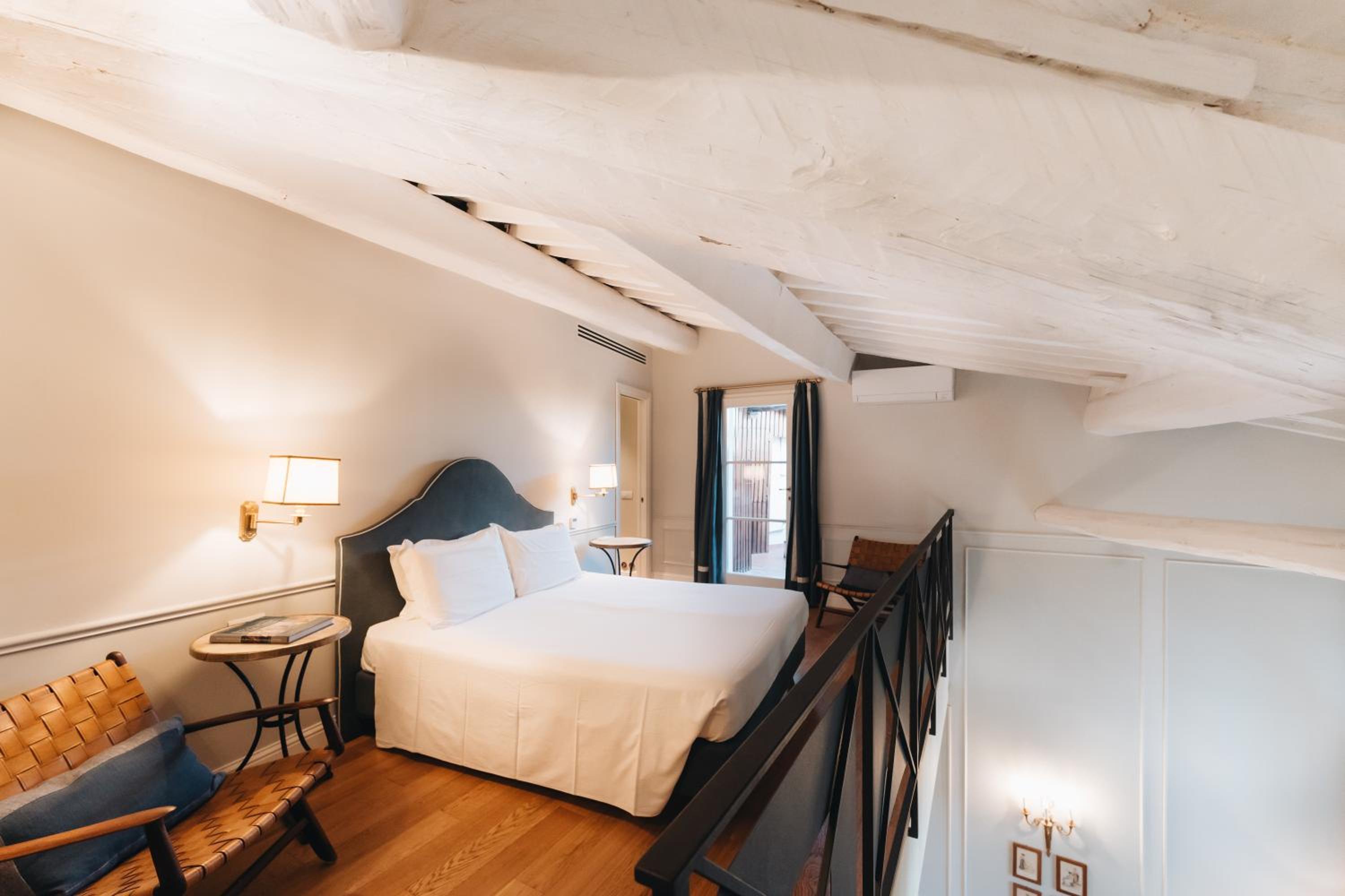 La Croce d'Oro Santa Croce Suite Apartments