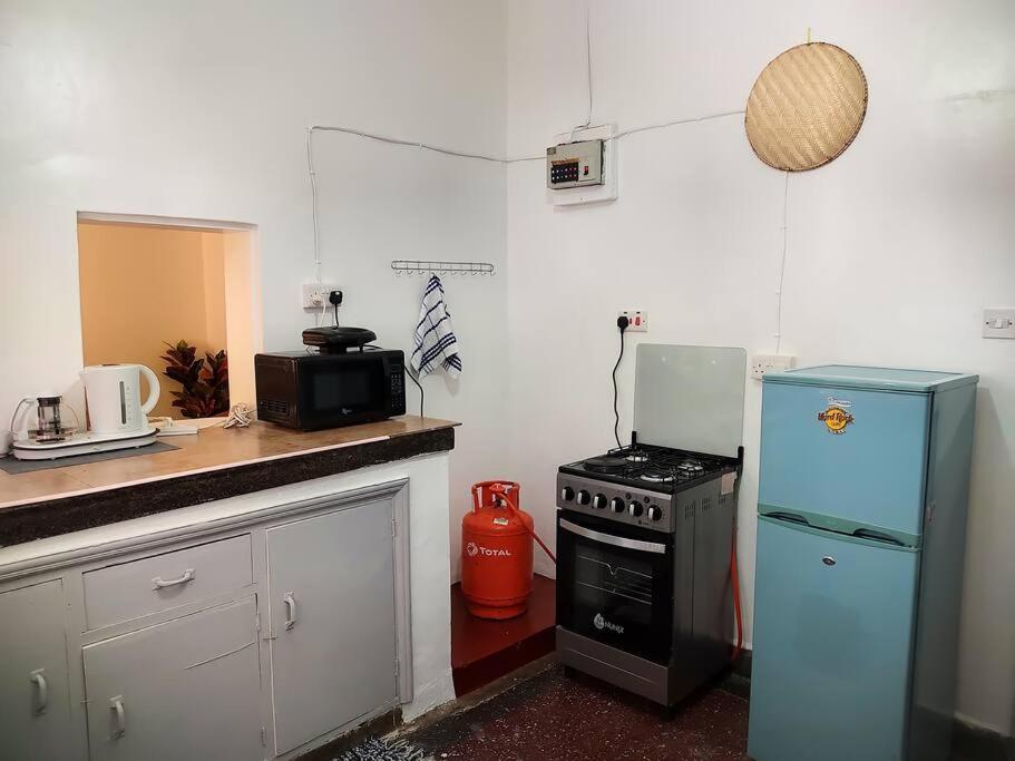 2bdr private stay in milimani near Sarova view 4
