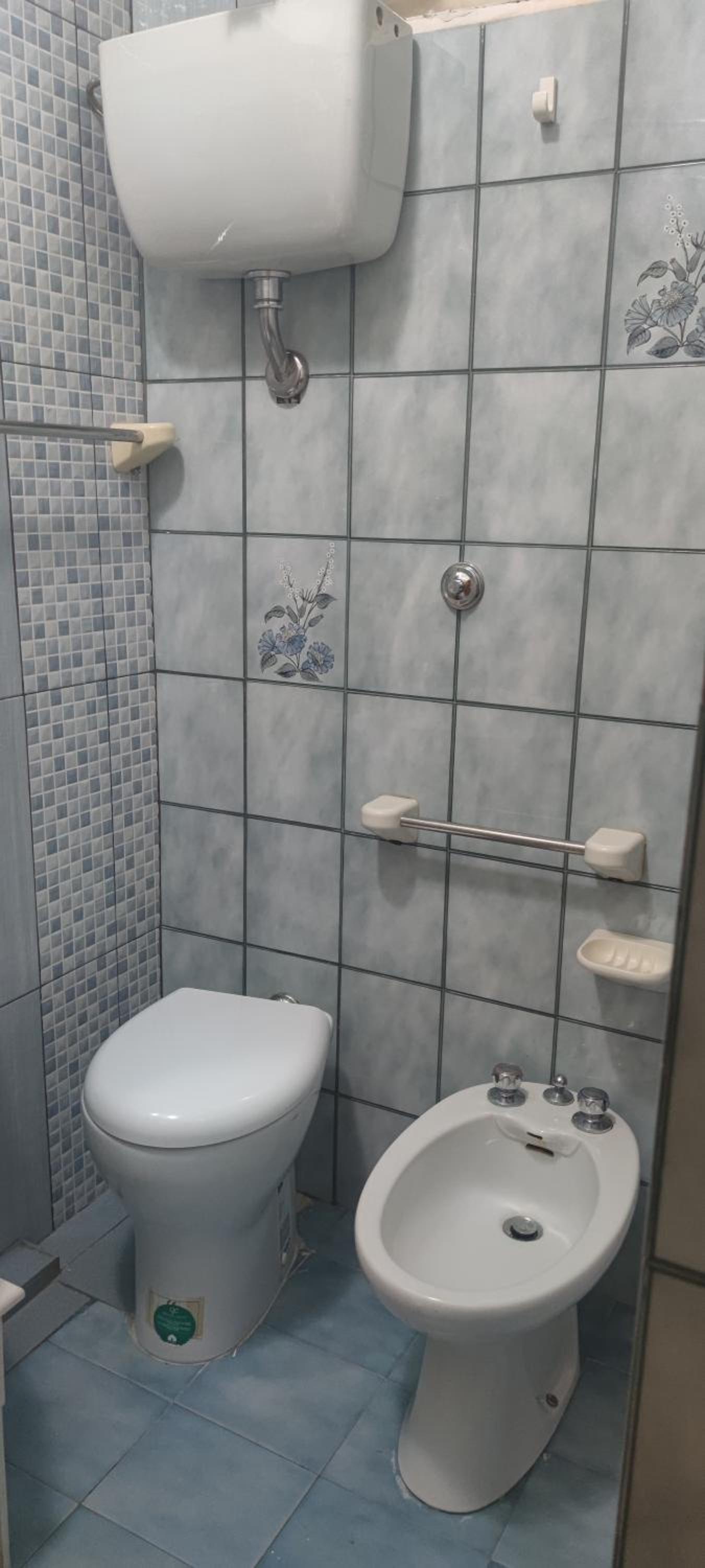 Nardone al centro en Teramo — bathroom