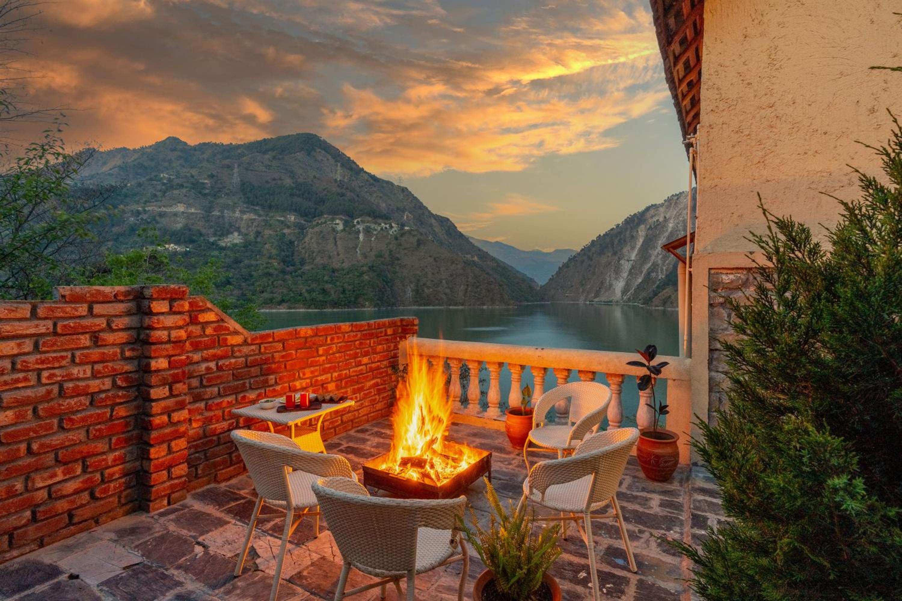 balance & terrace