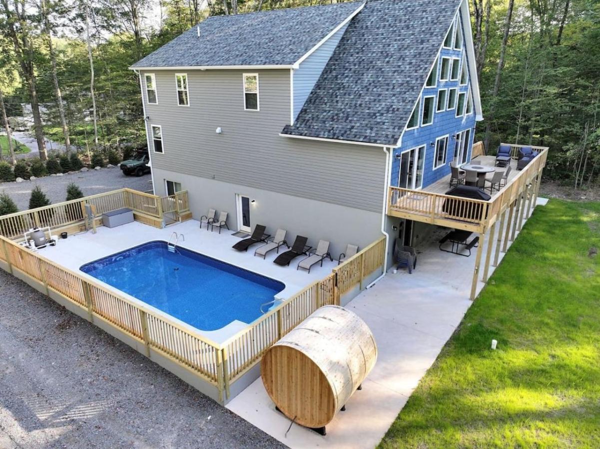 Big Villa,4 Masters, Heated Pool, Hot Tub, Sauna view 3