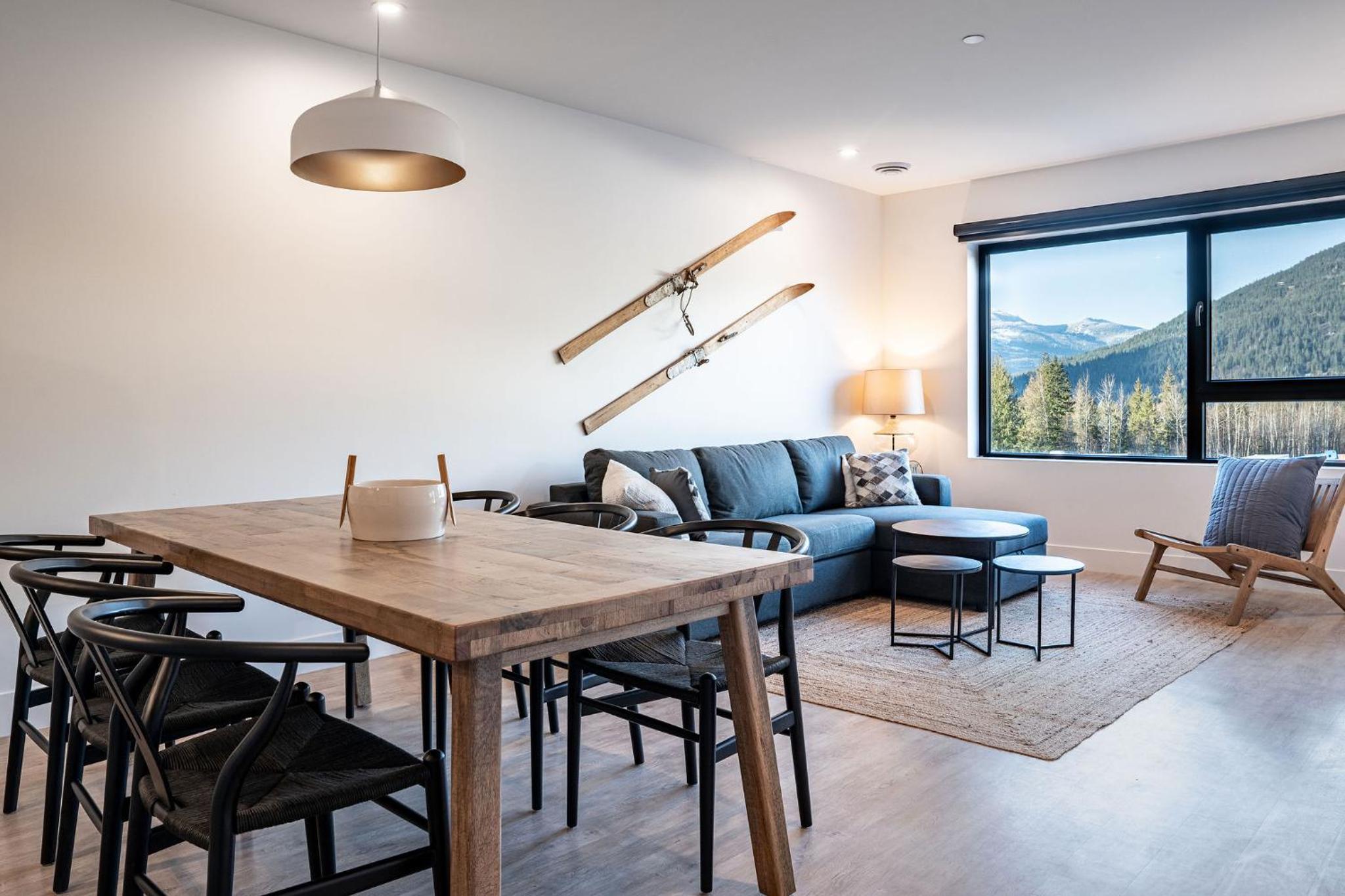 Drop in Condo by Revelstoke Vacations