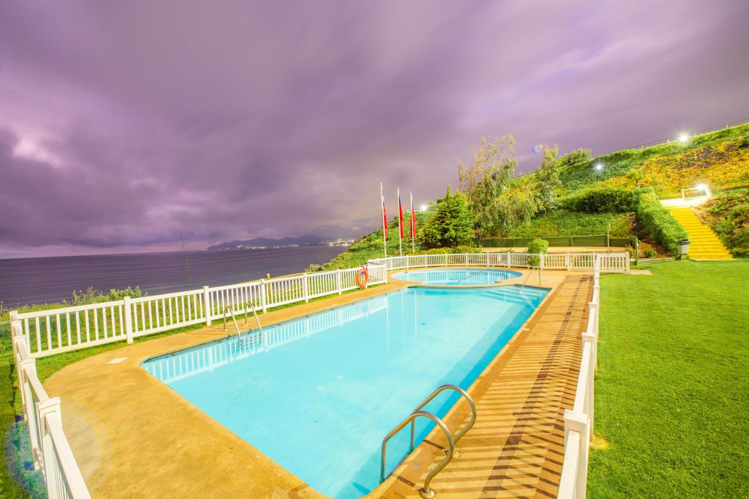 Oceana Suites Costa Quilen