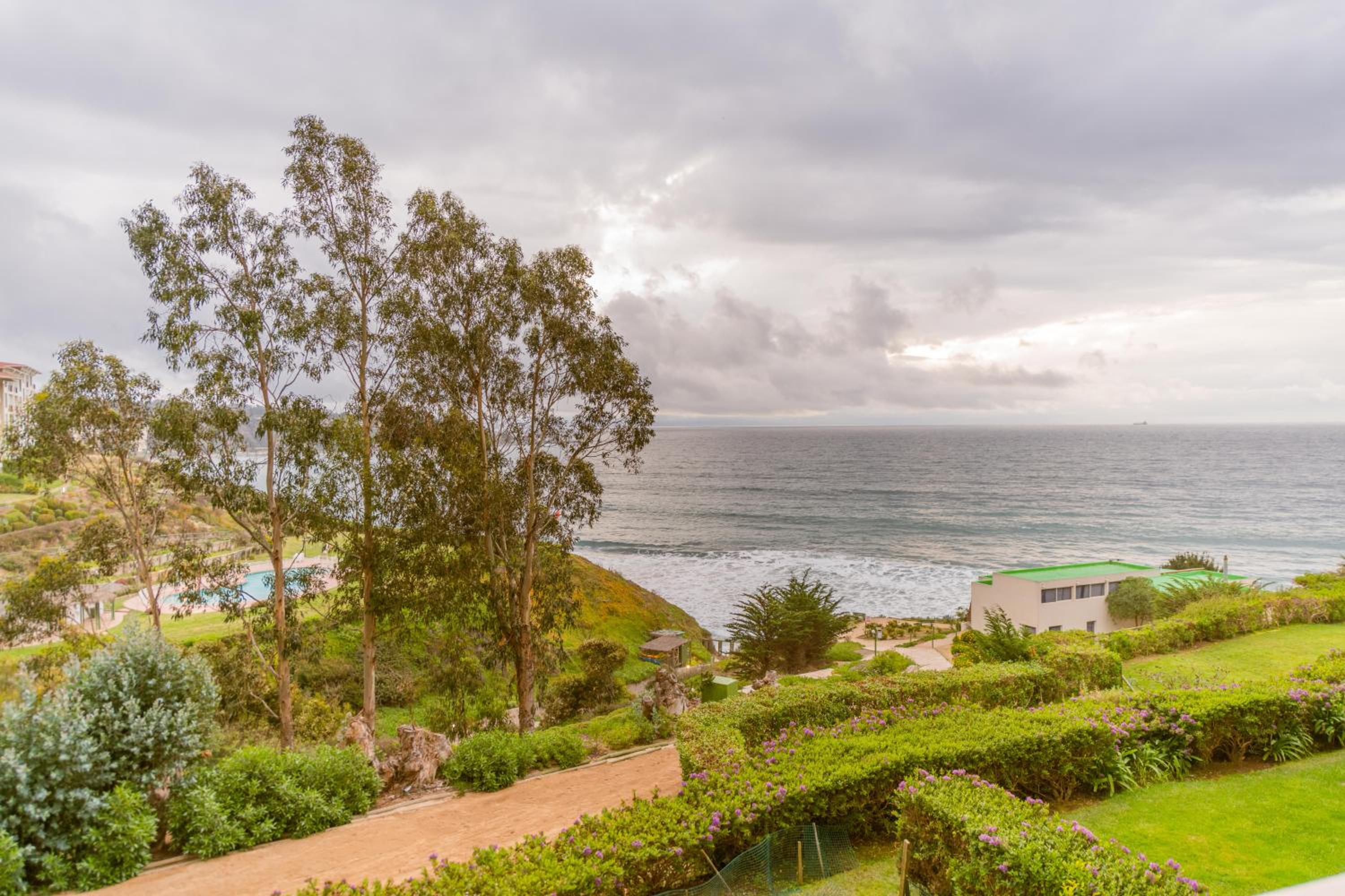 Oceana Suites Costa Quilen