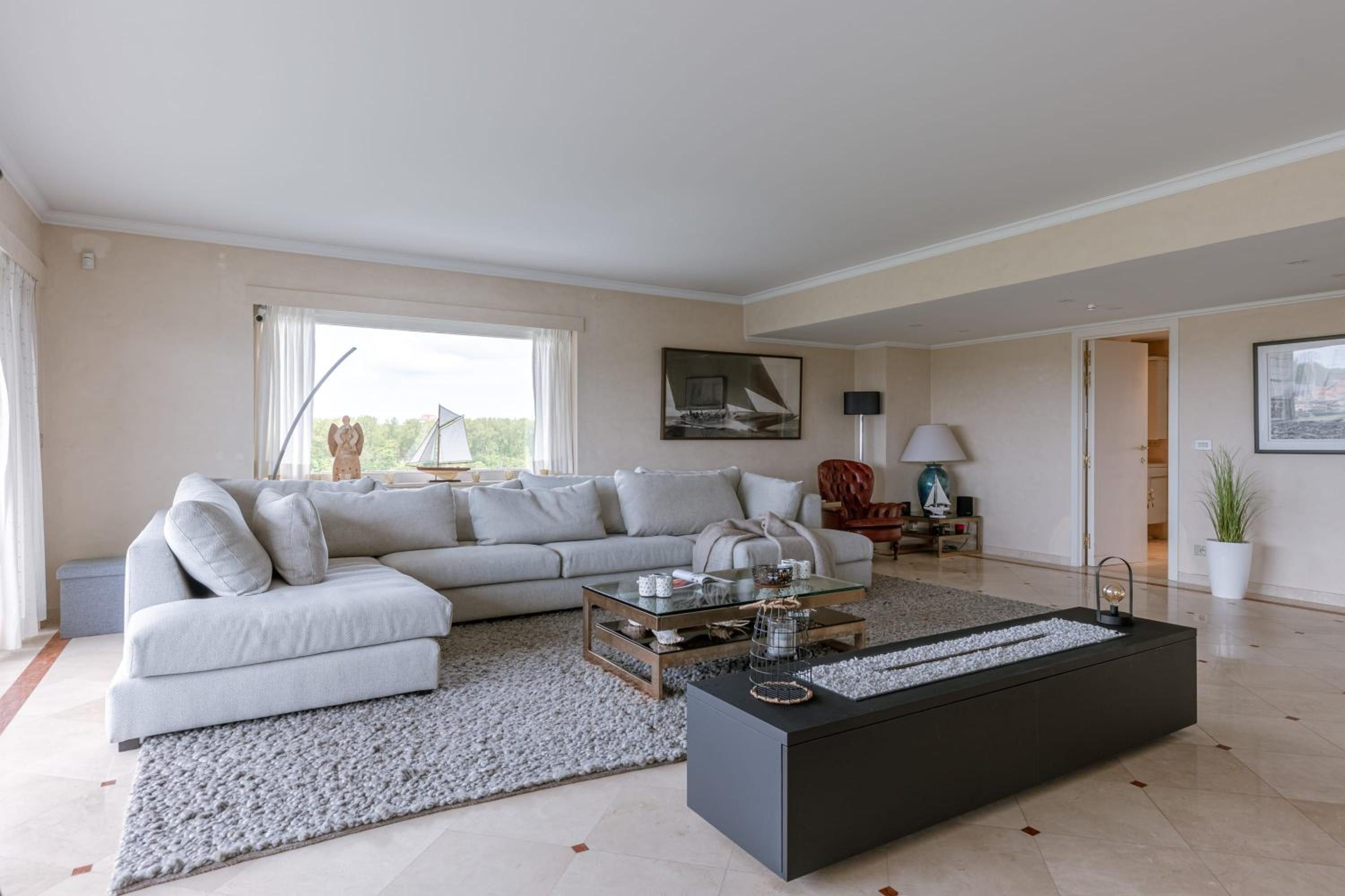 Casiola - Apartment with lake view & common indoor pool