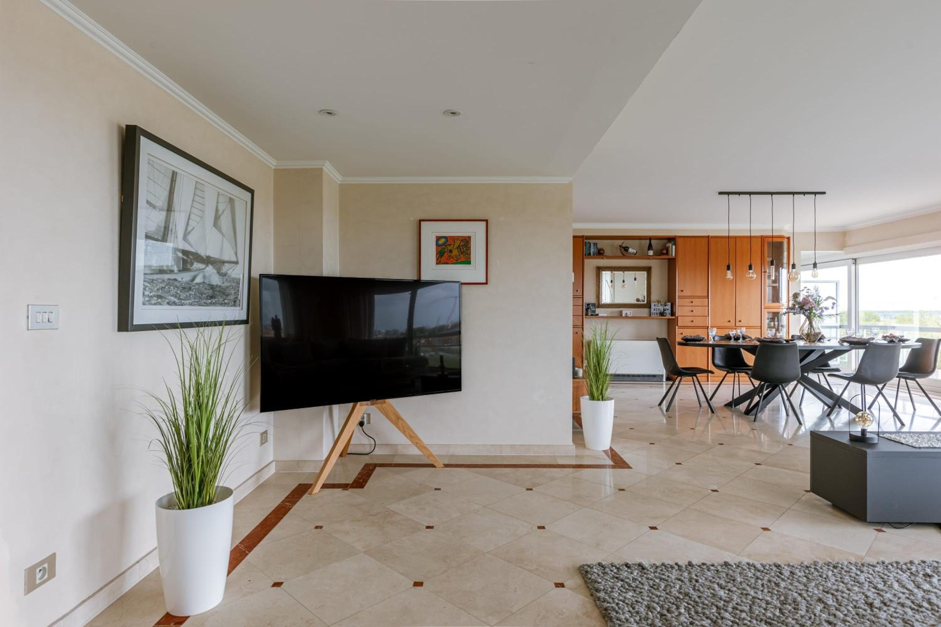 Casiola - Apartment with lake view & common indoor pool
