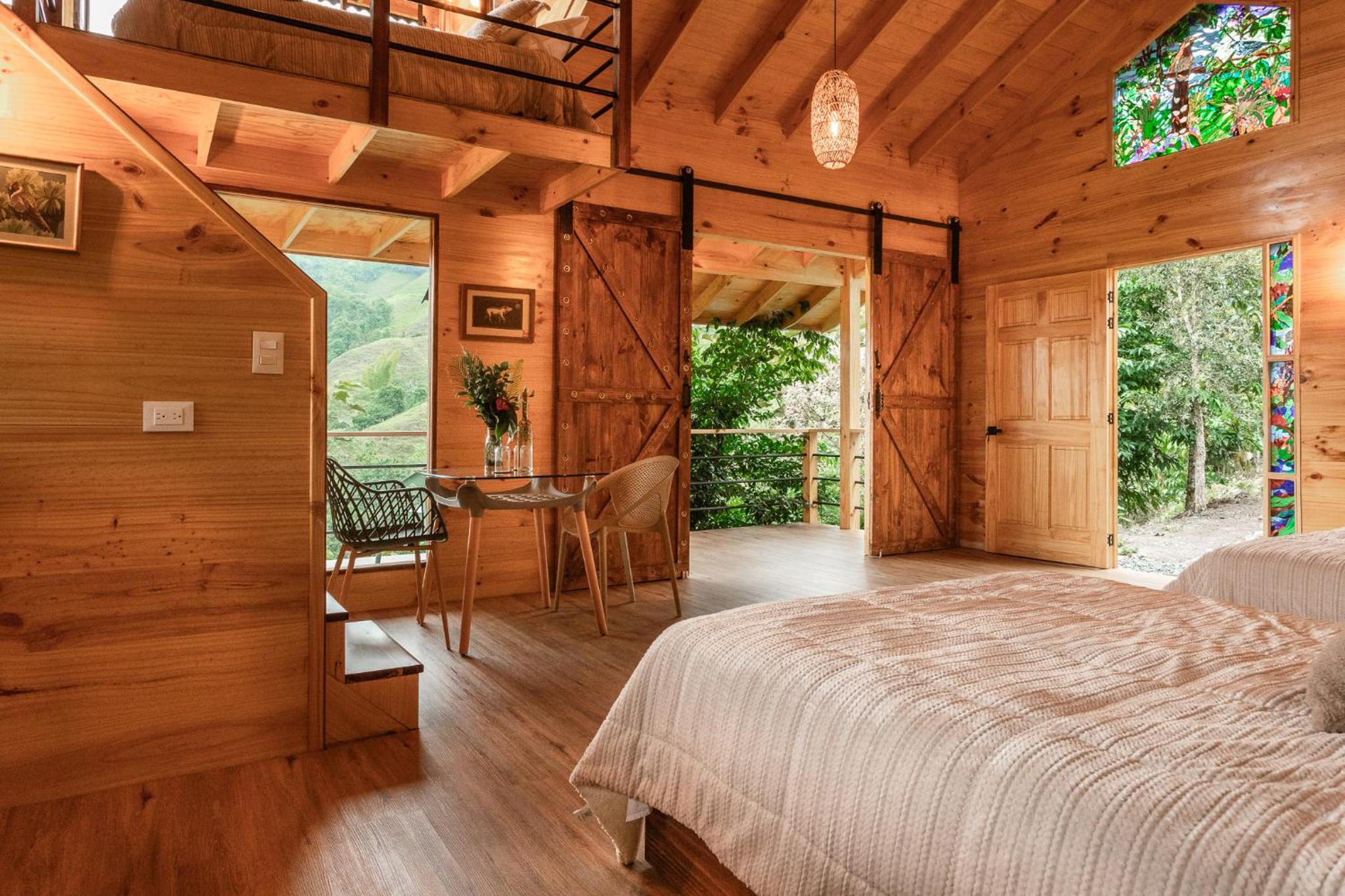 Tominejo Ecolodge - Casas en los árboles