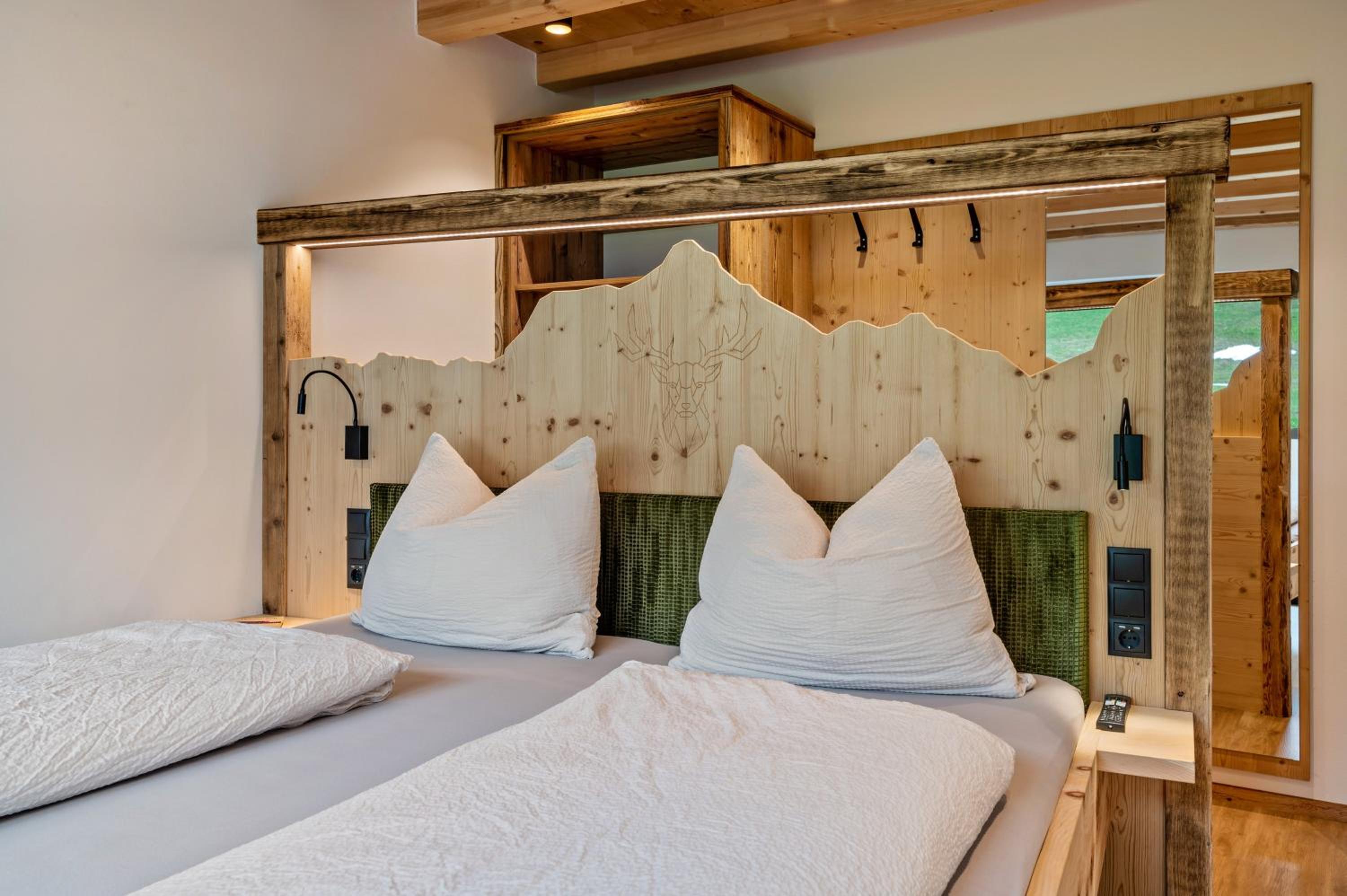 Blosegghof Bergchalets Waldblick photo 2