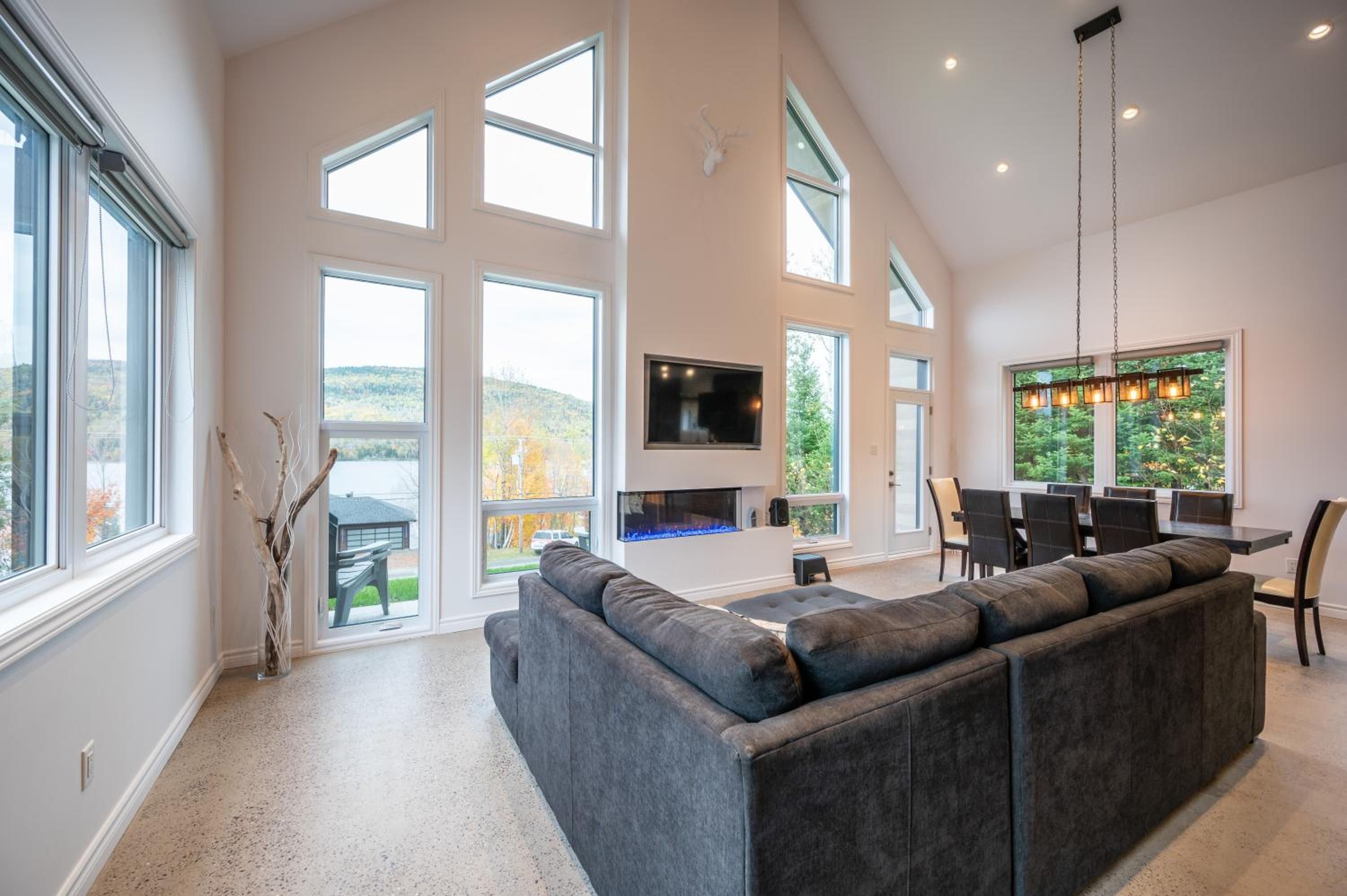 Le Jarret Noir! Chalet NEUF en nature SPA/Vue Lac