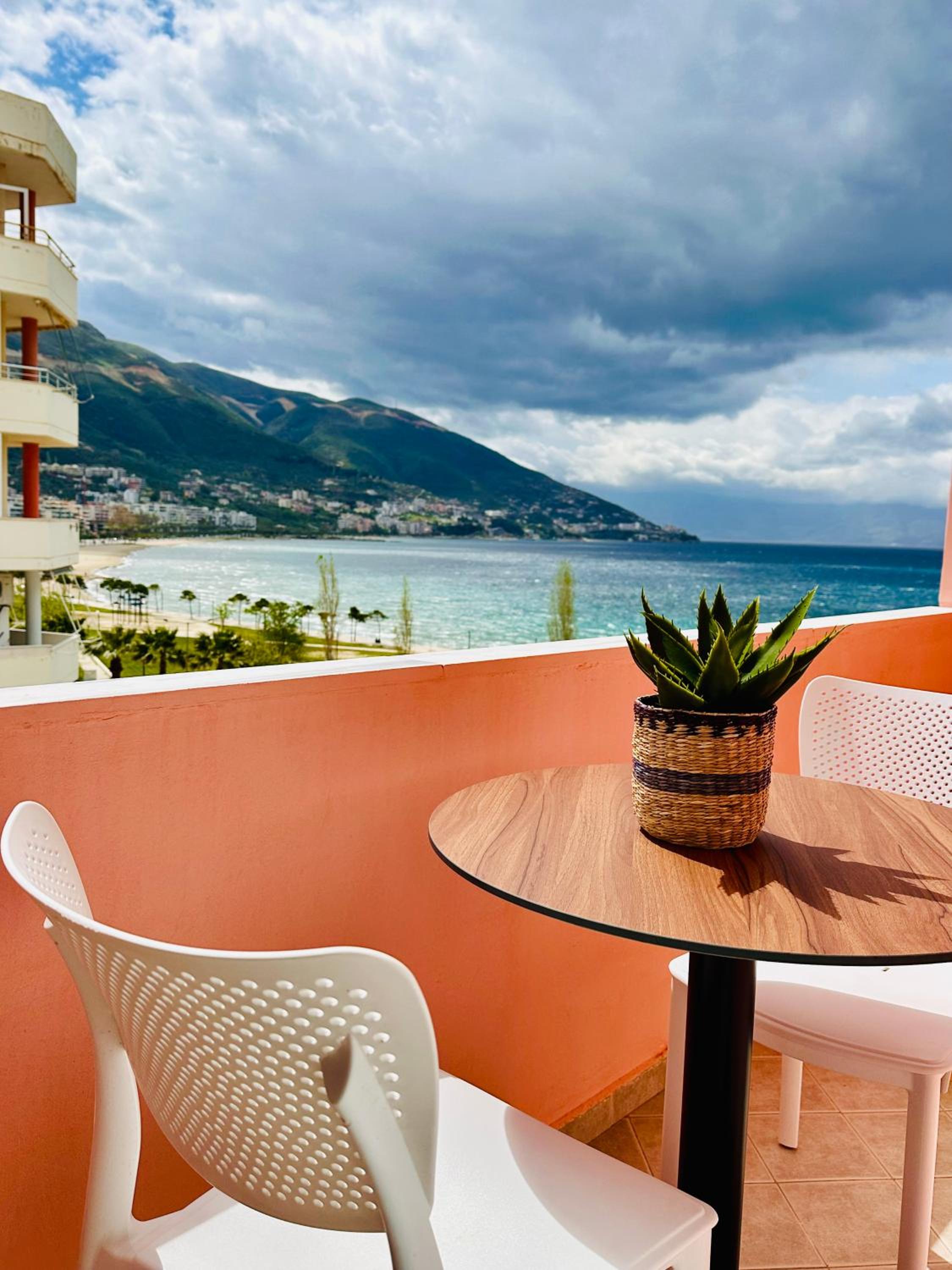 Seafront Maria’s Apartment
