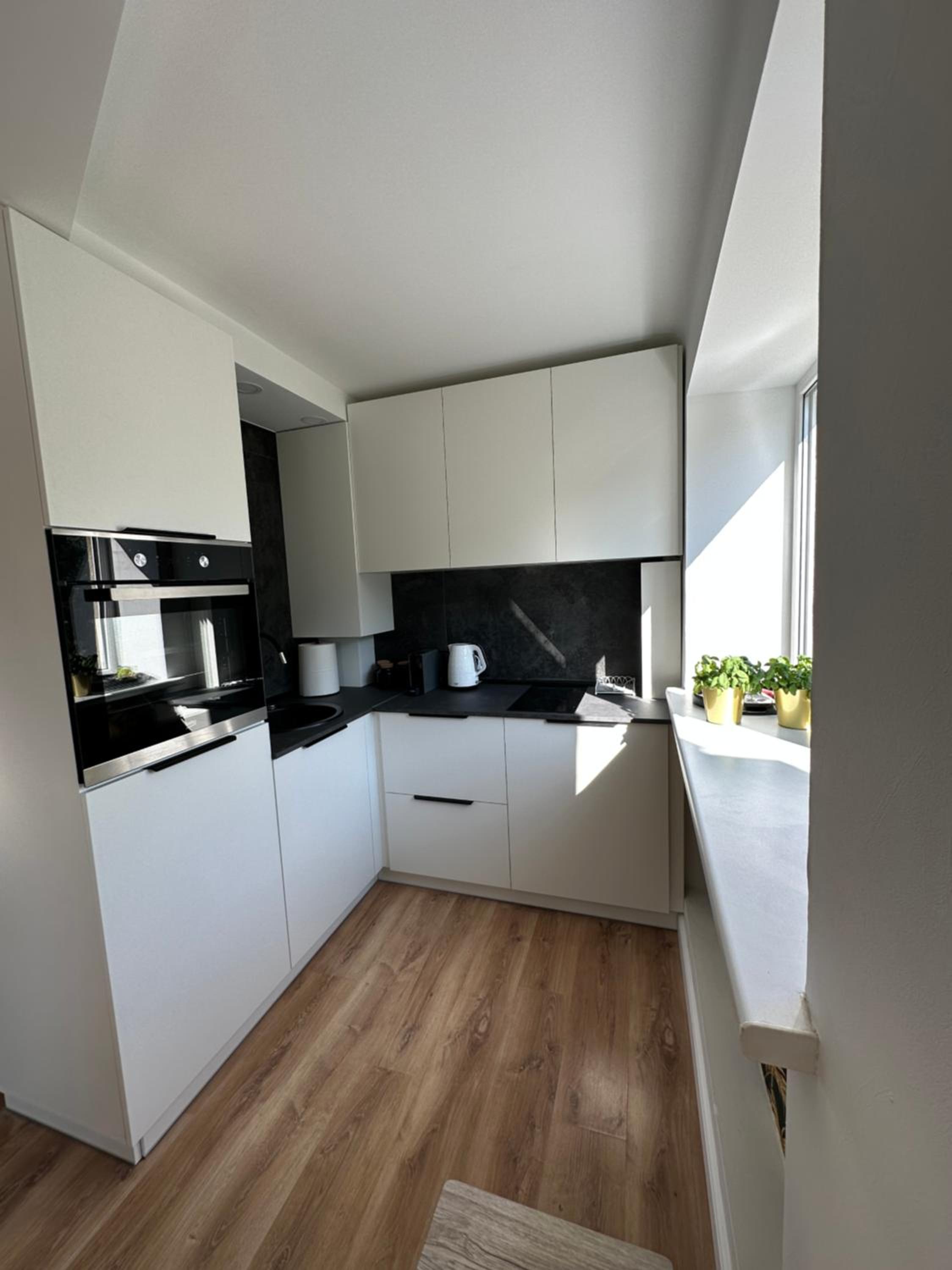 Hugo apartment